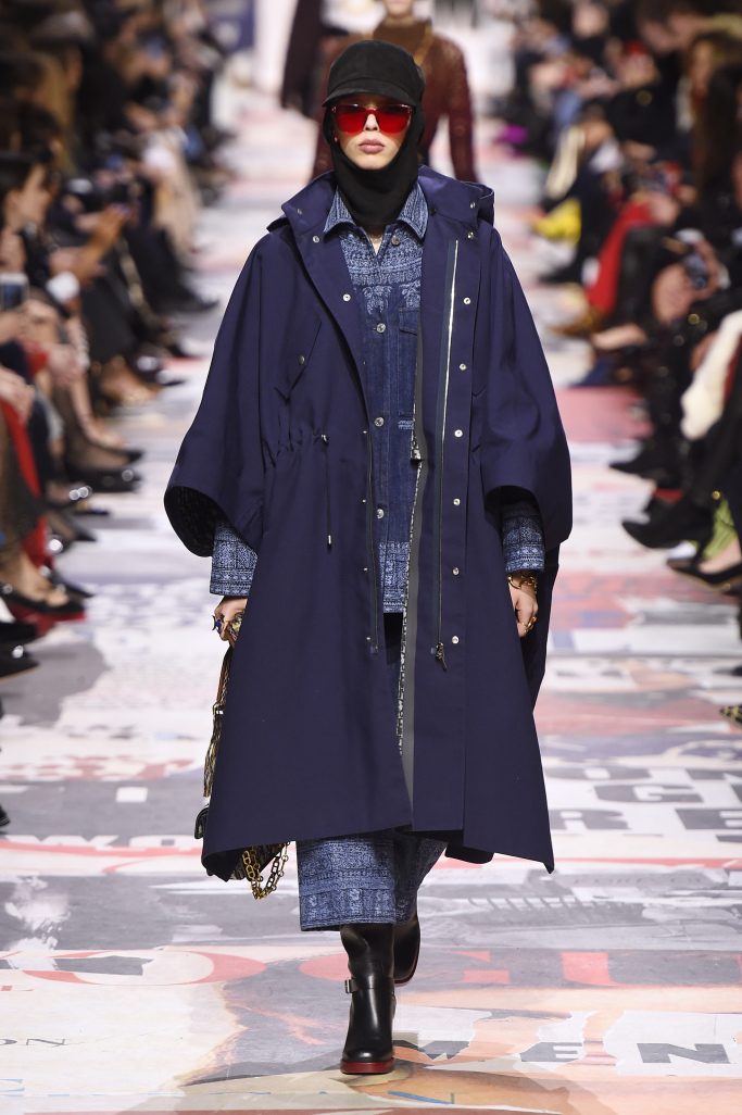 Look 30