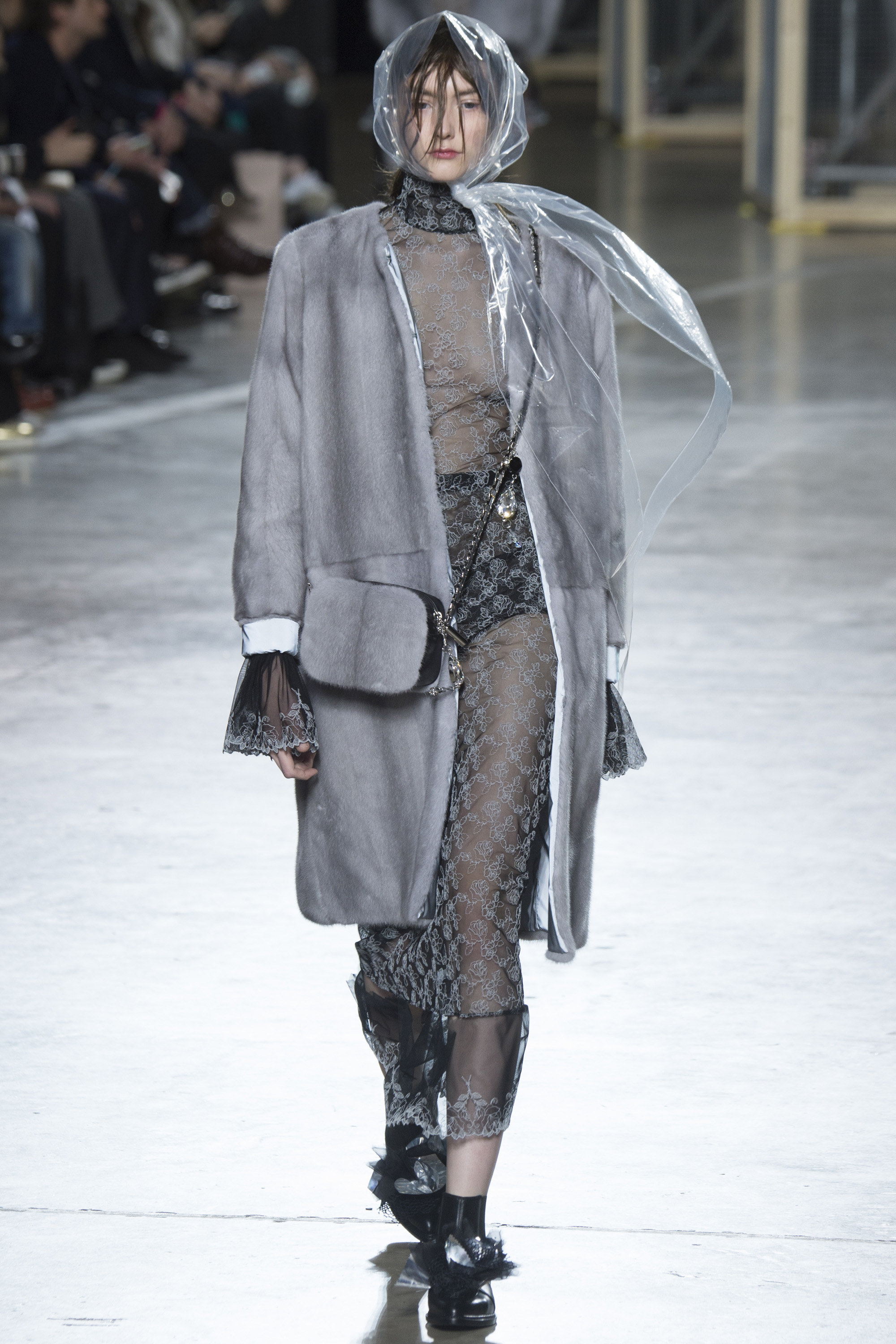 Look 11