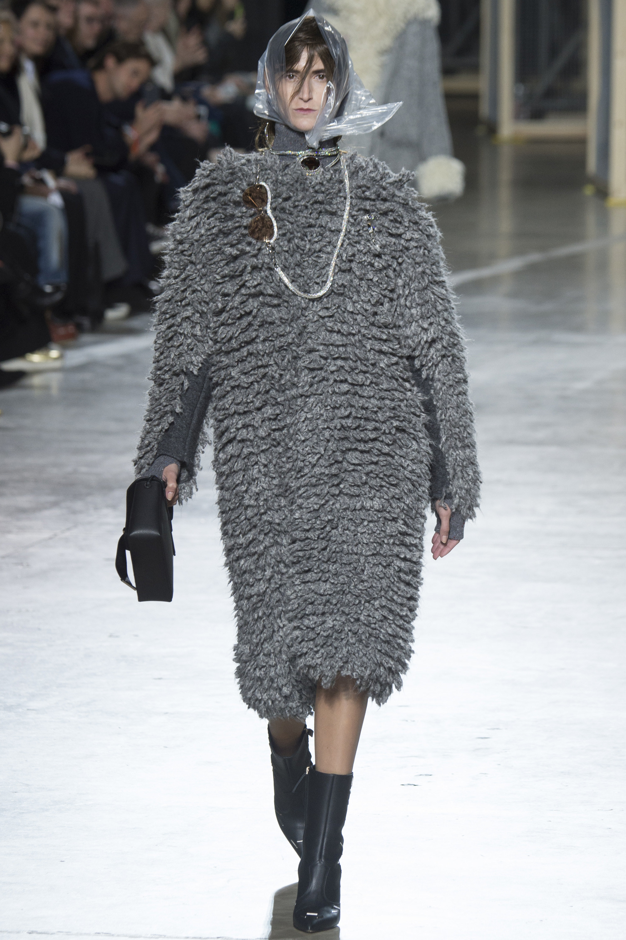 Look 14