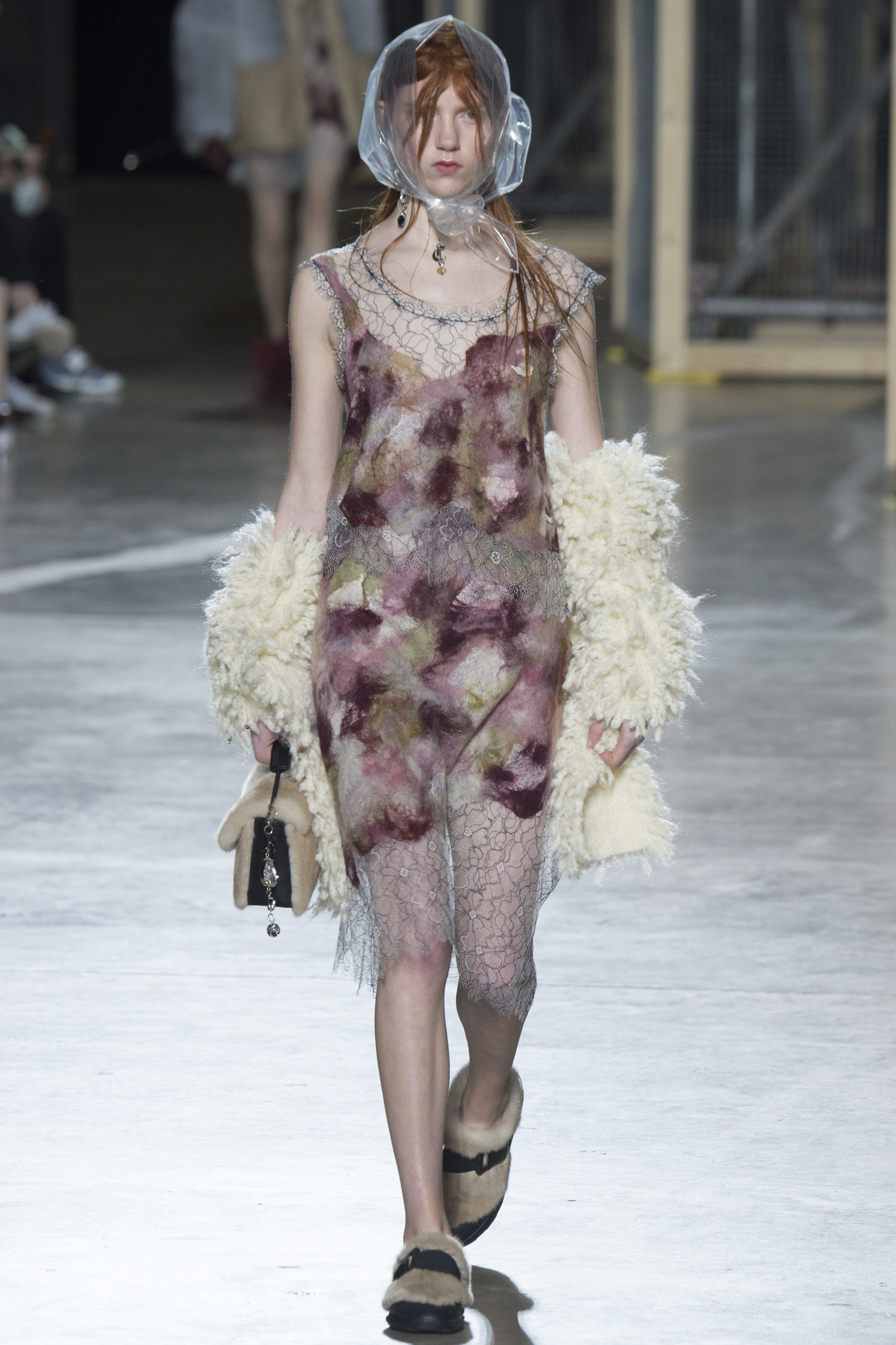 Look 15