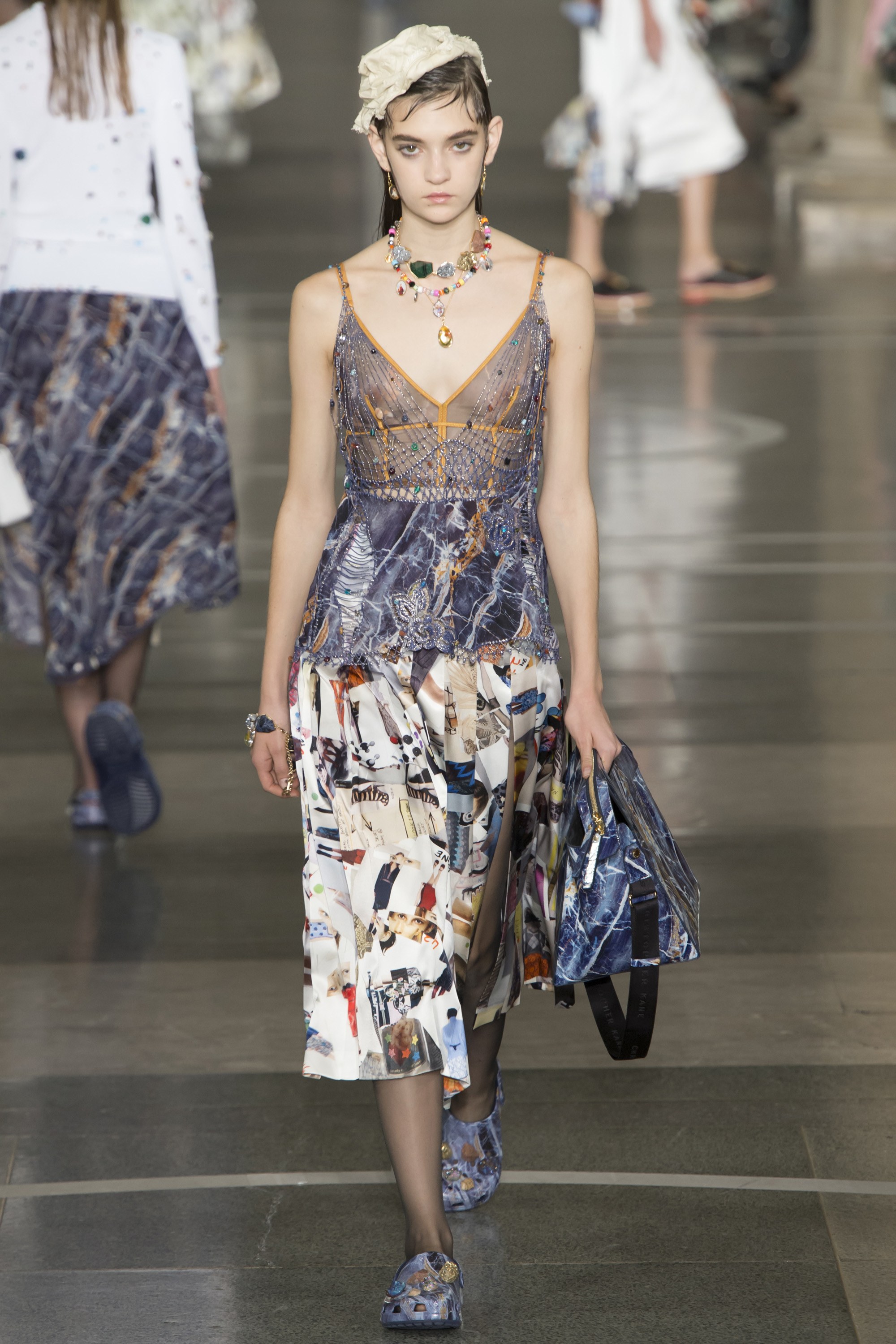 Look 17