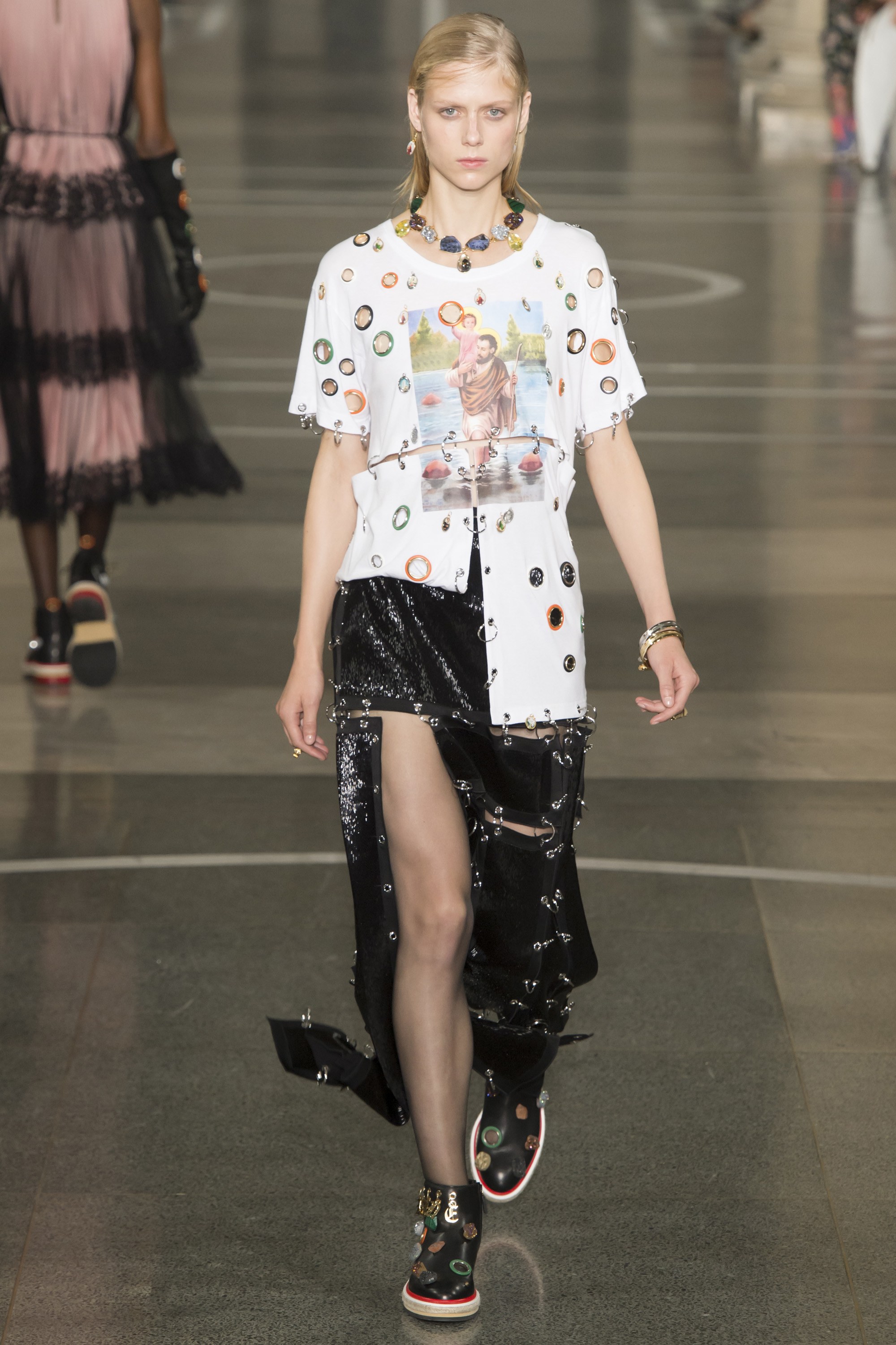 Look 35