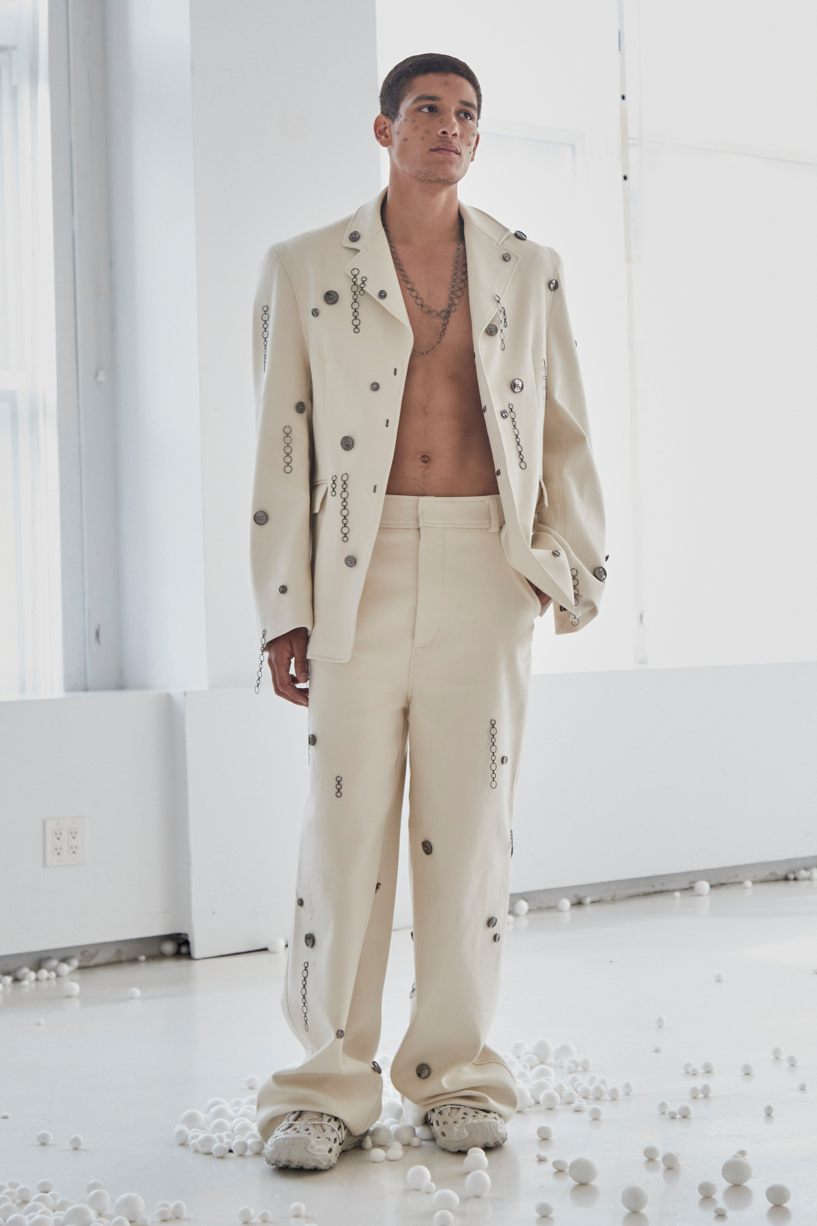 Look 9