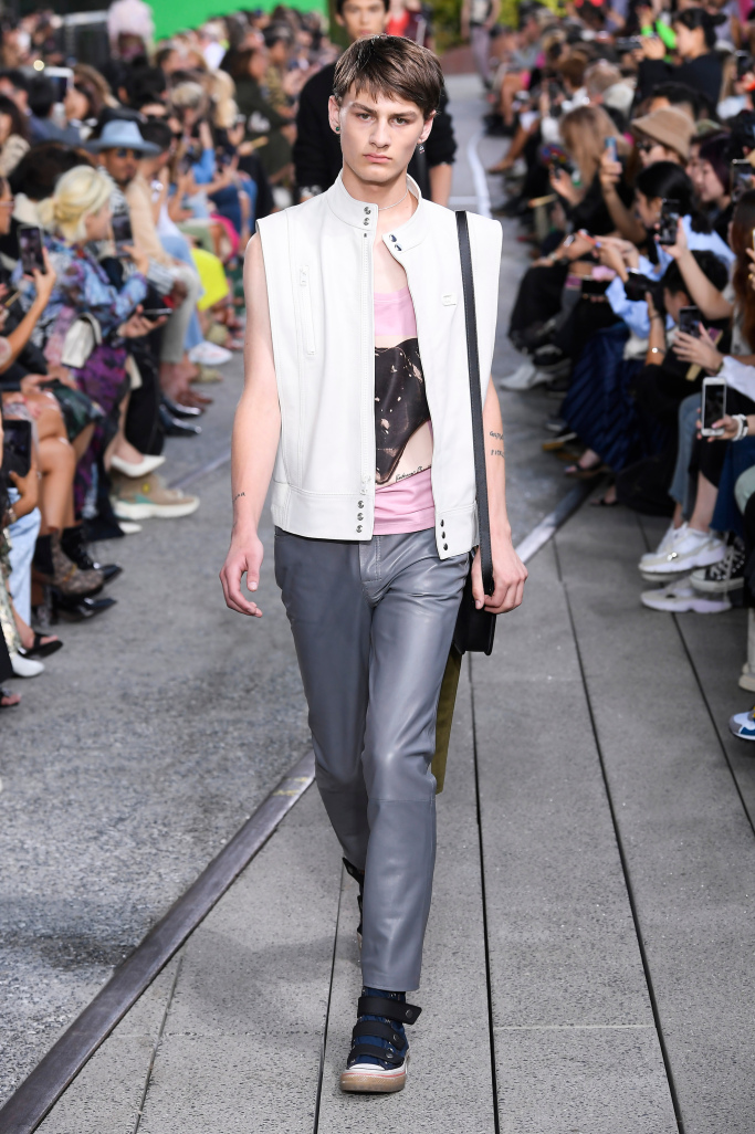 Look 7