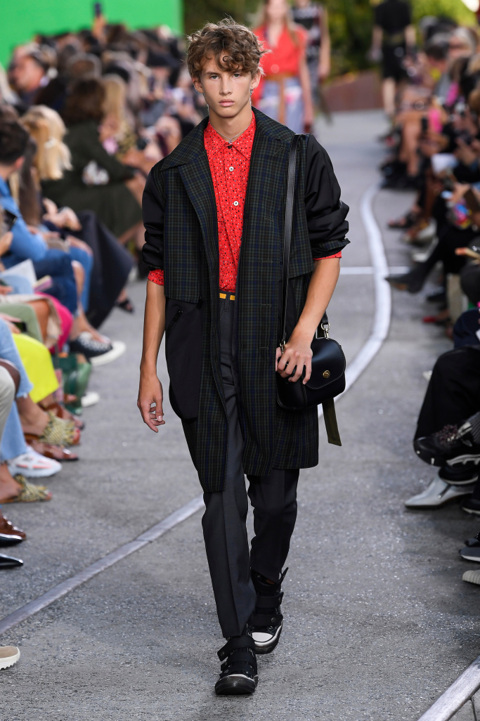 Look 15