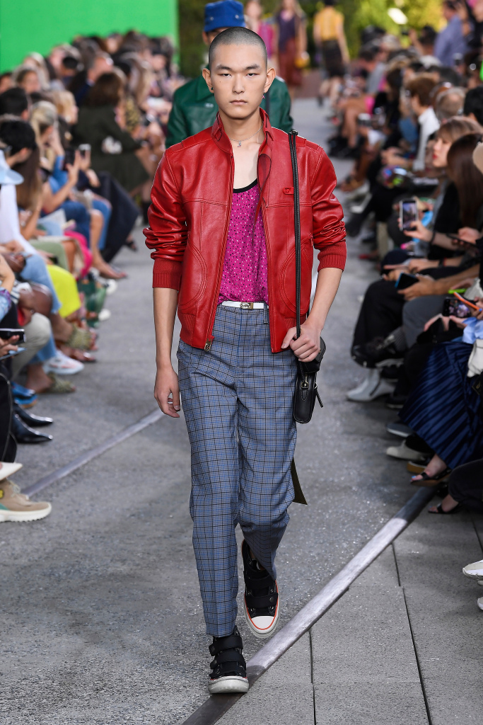 Look 18