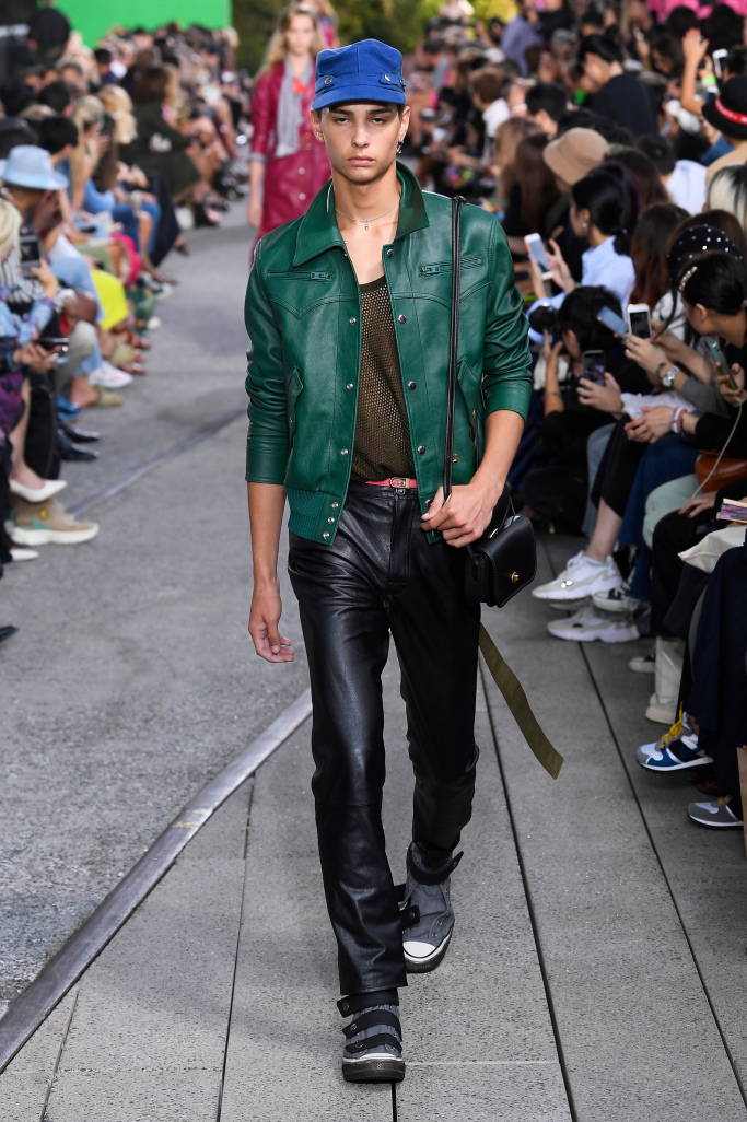 Look 19