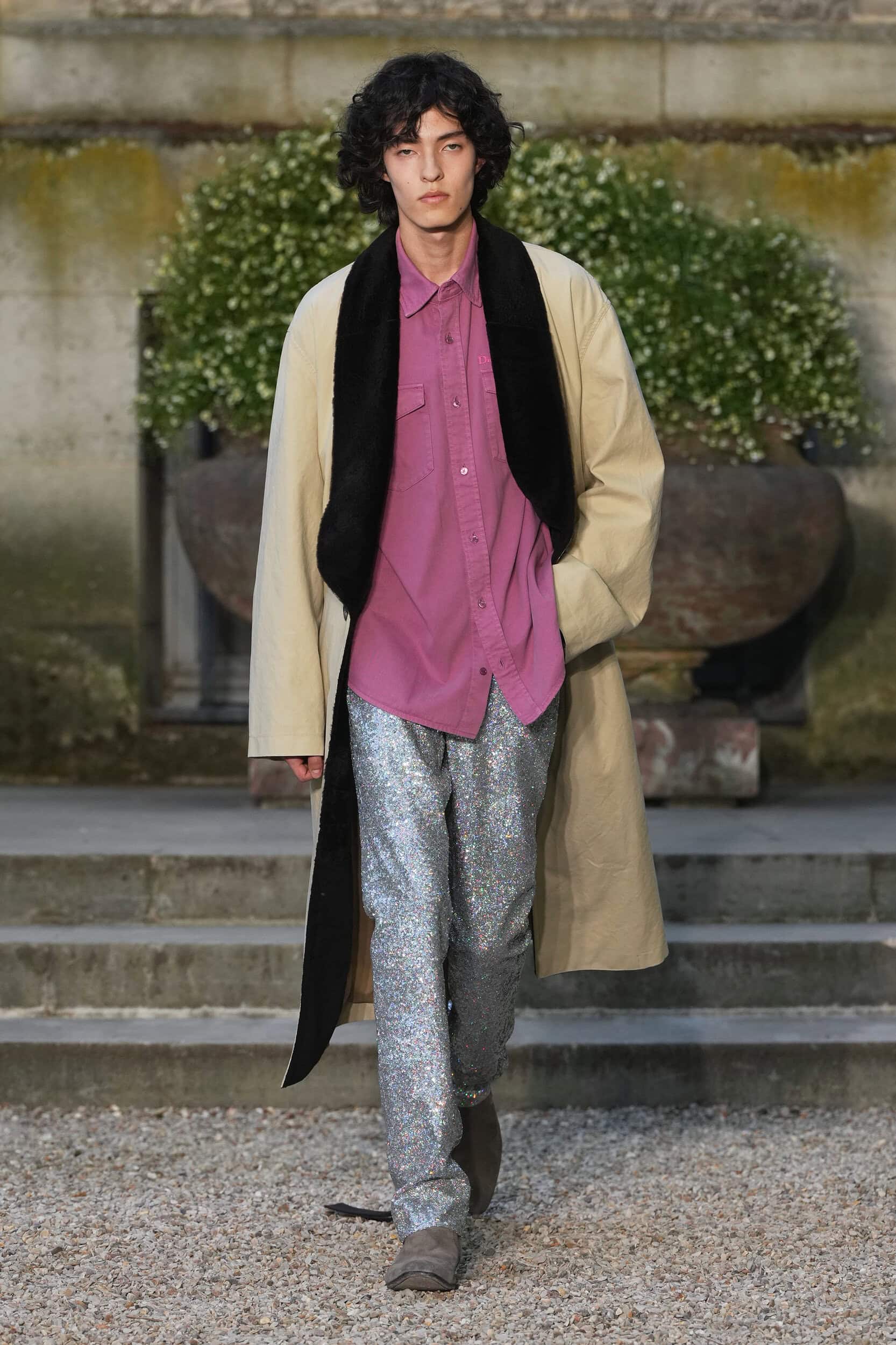 Look 7