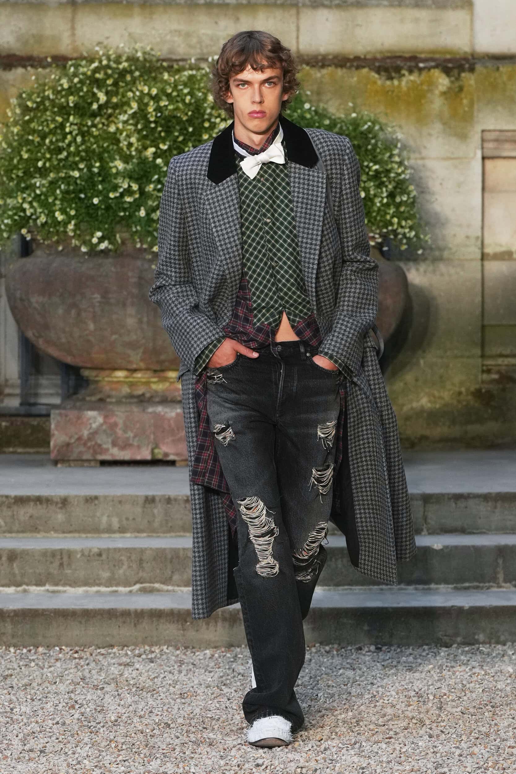 Look 27