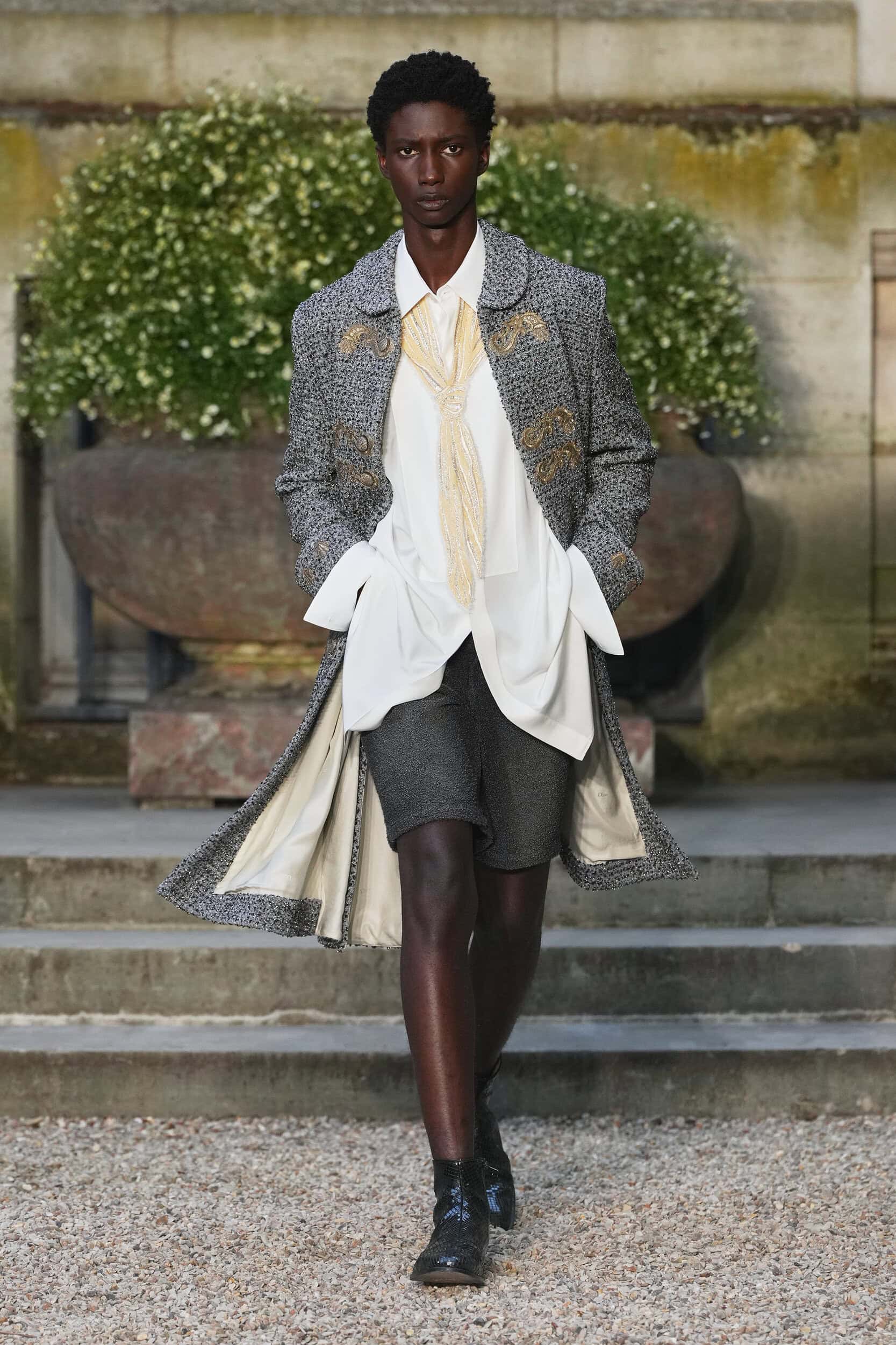 Look 37