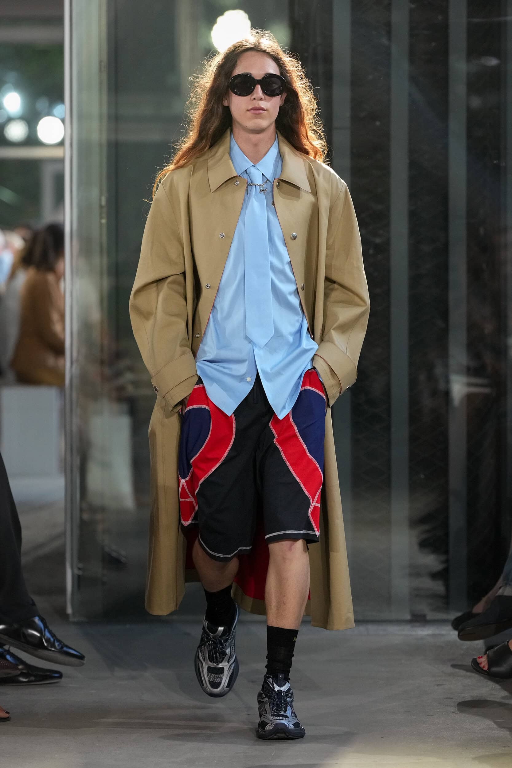 Look 3
