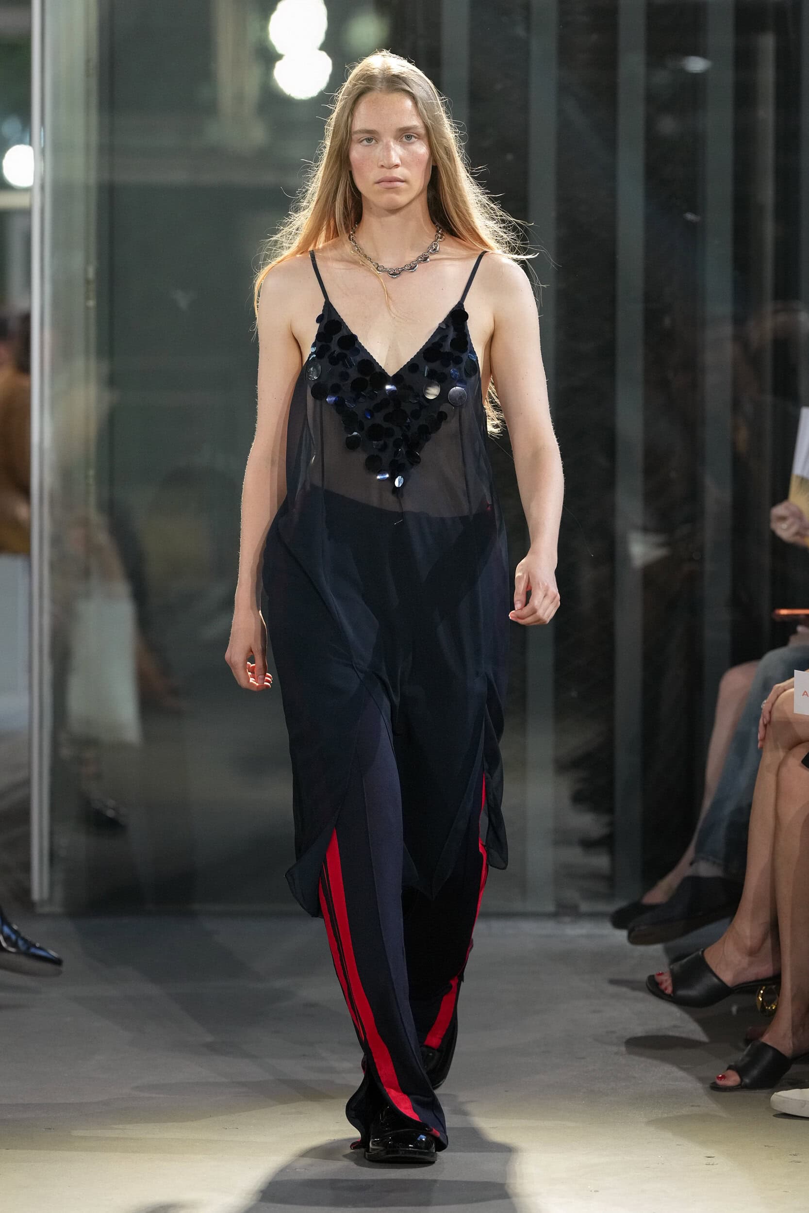 Look 11