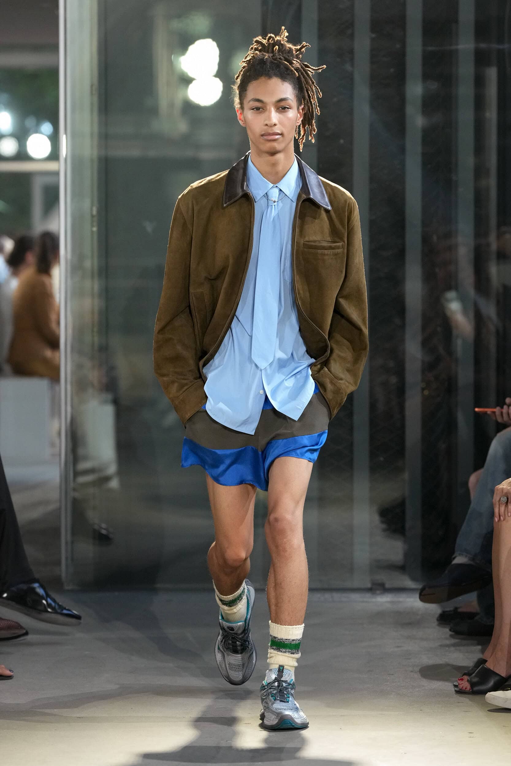 Look 28