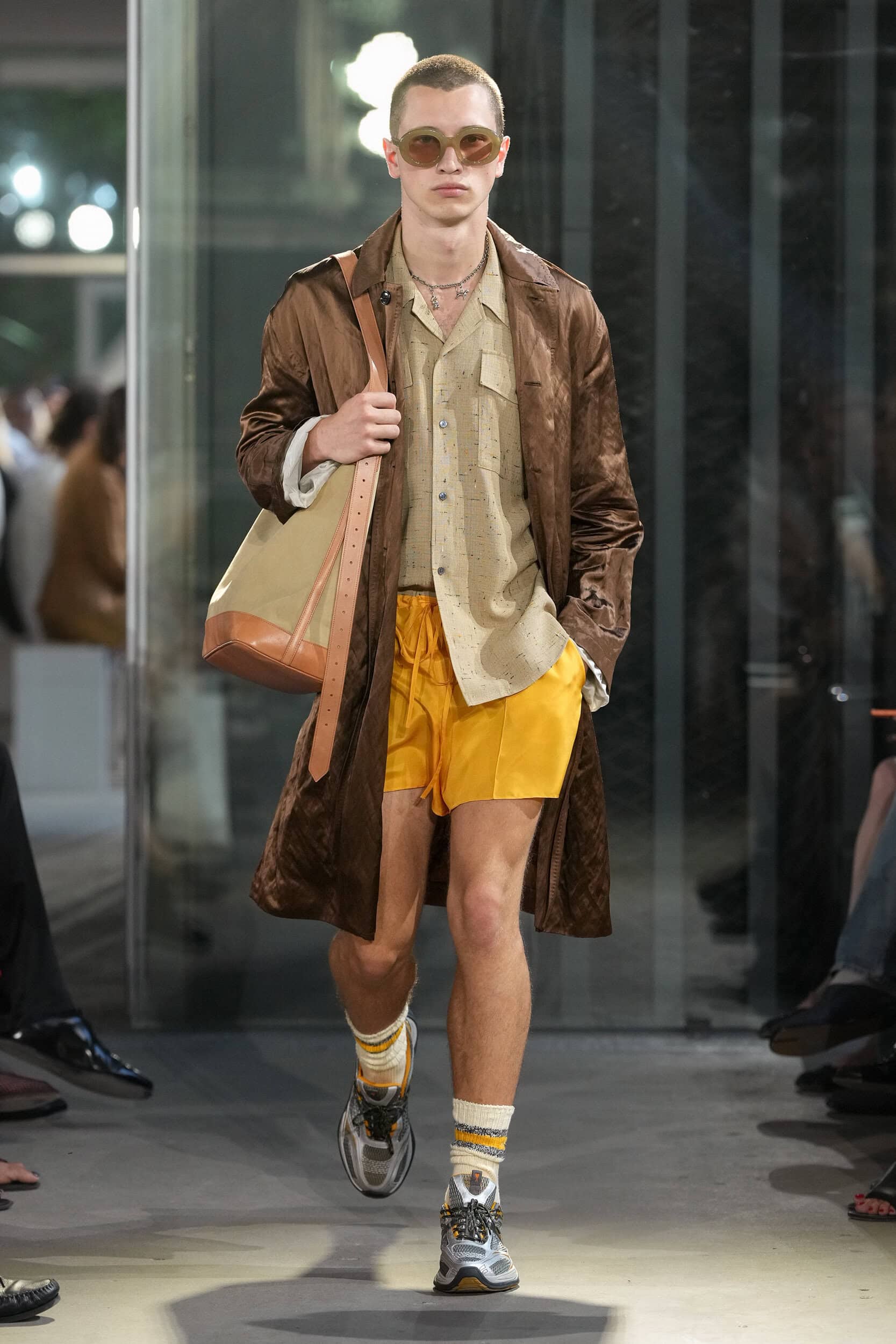 Look 37