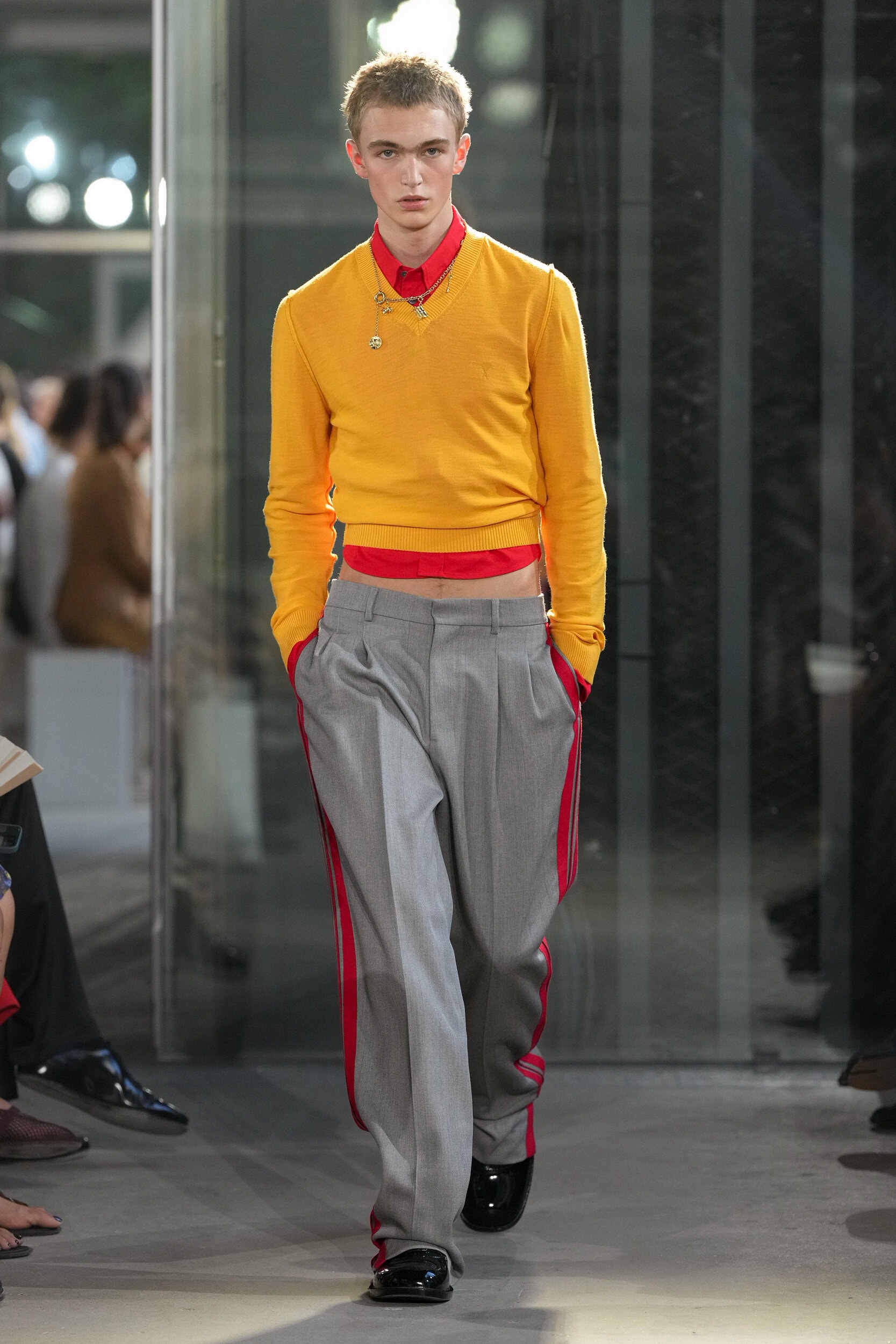 Look 43