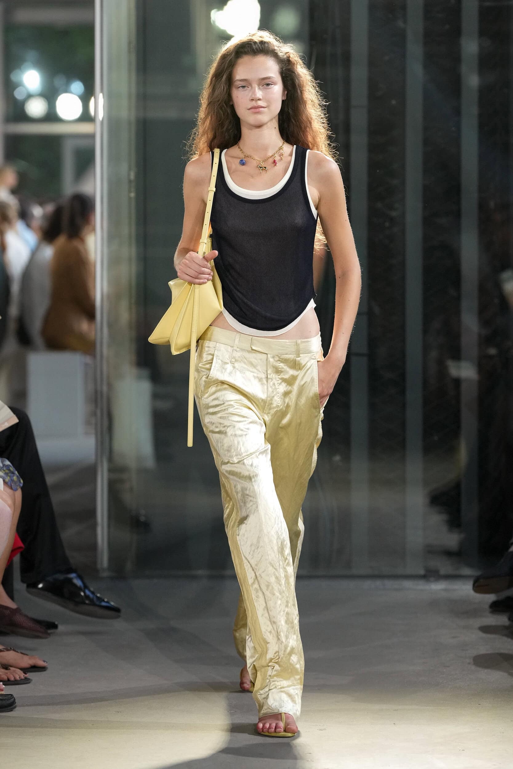 Look 48
