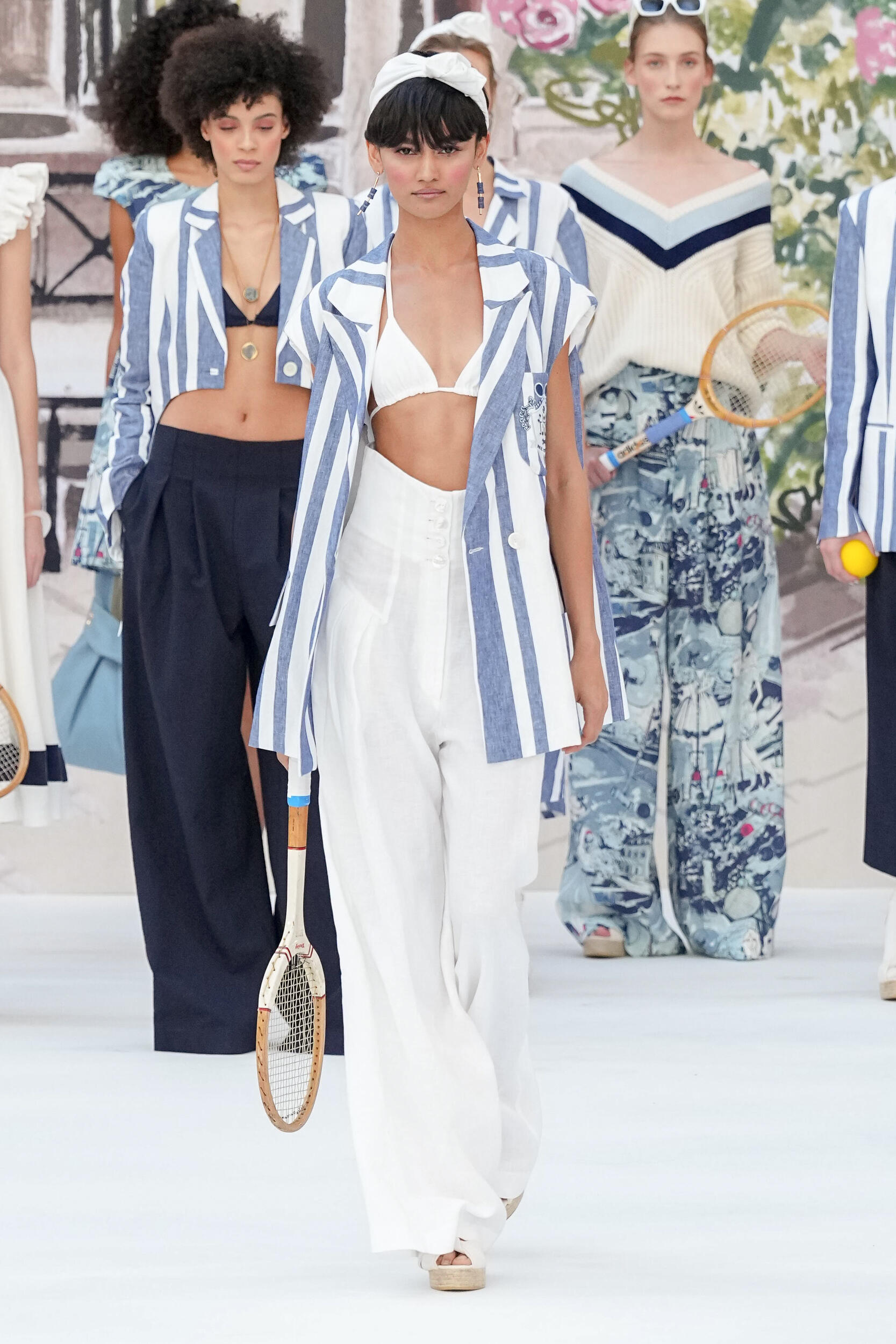 Look 2