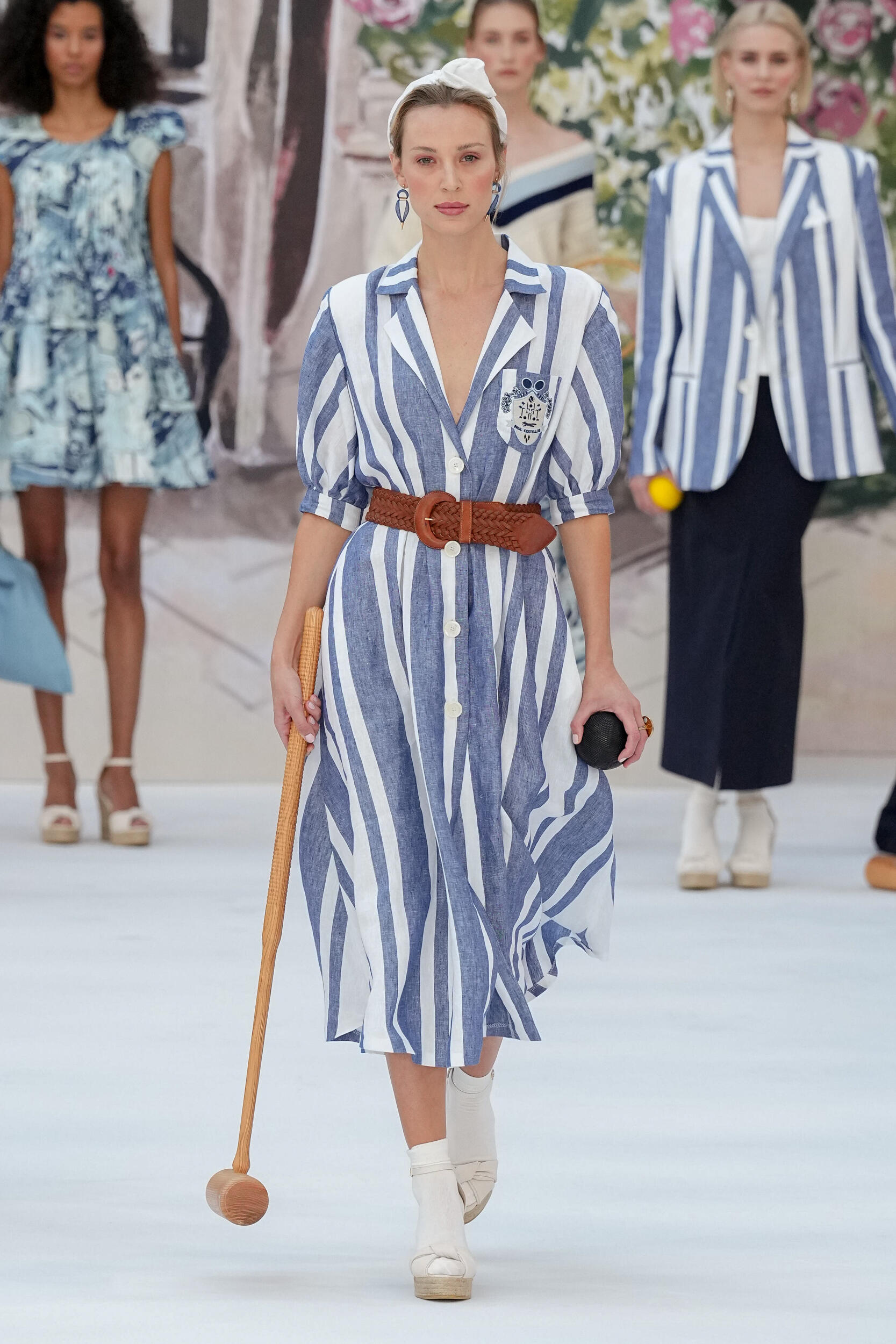 Look 3