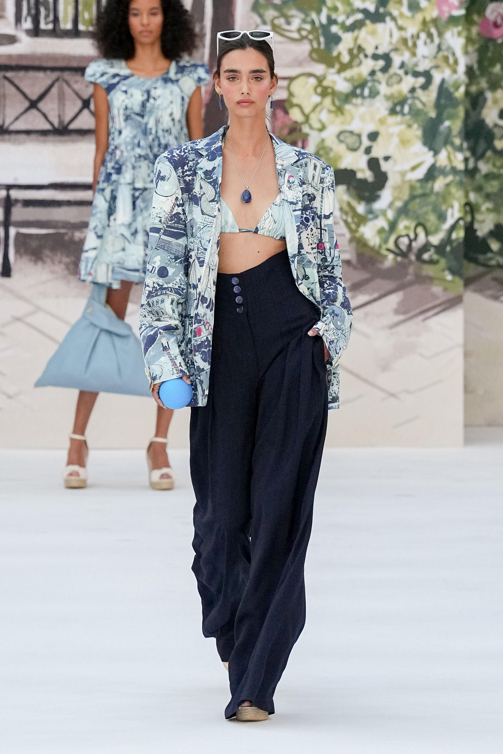 Look 7