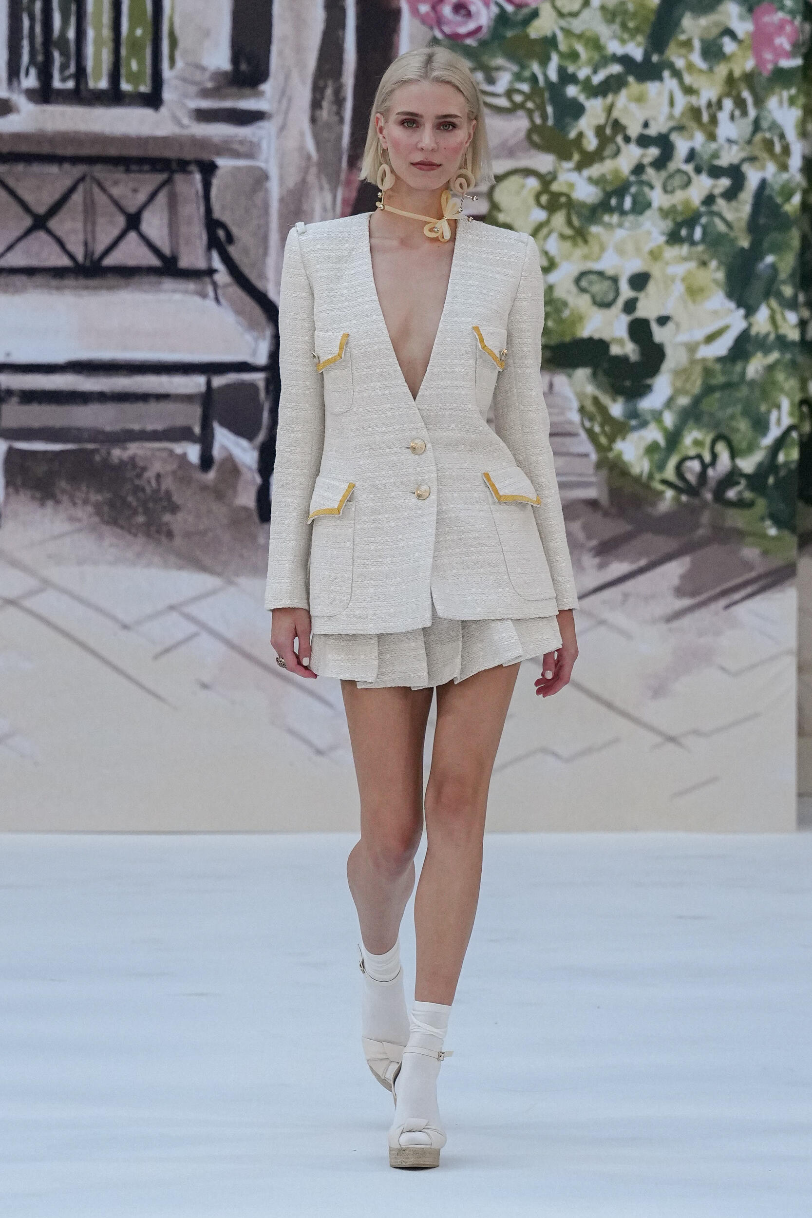 Look 34