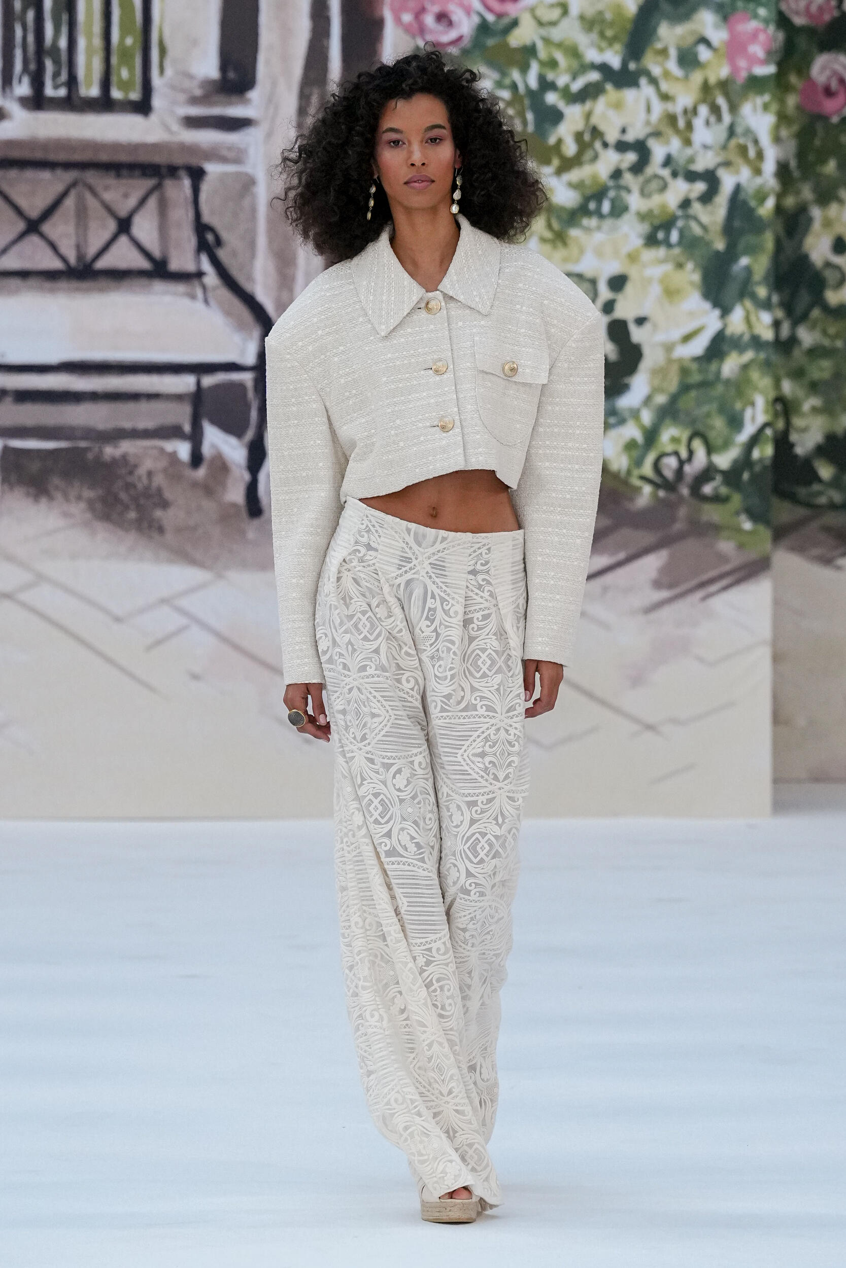 Look 39