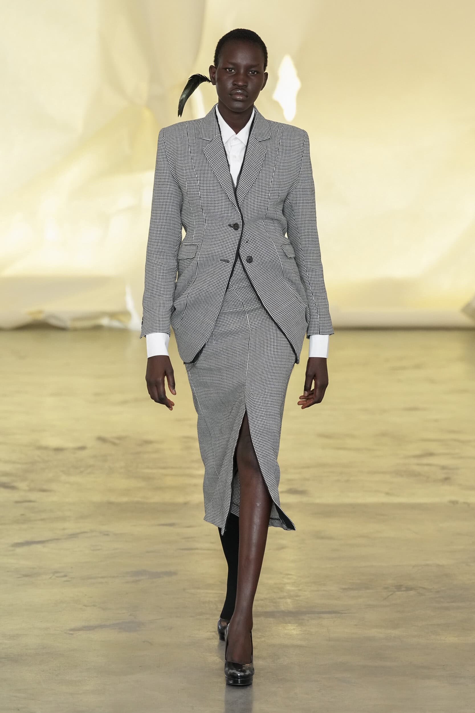 Look 2