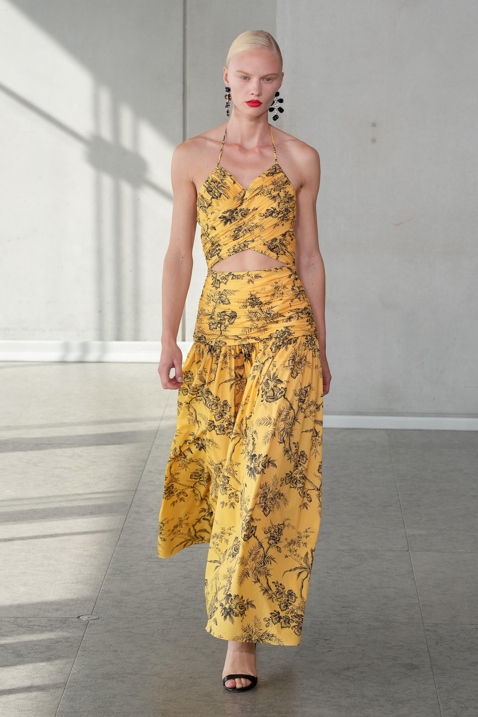 Look 7