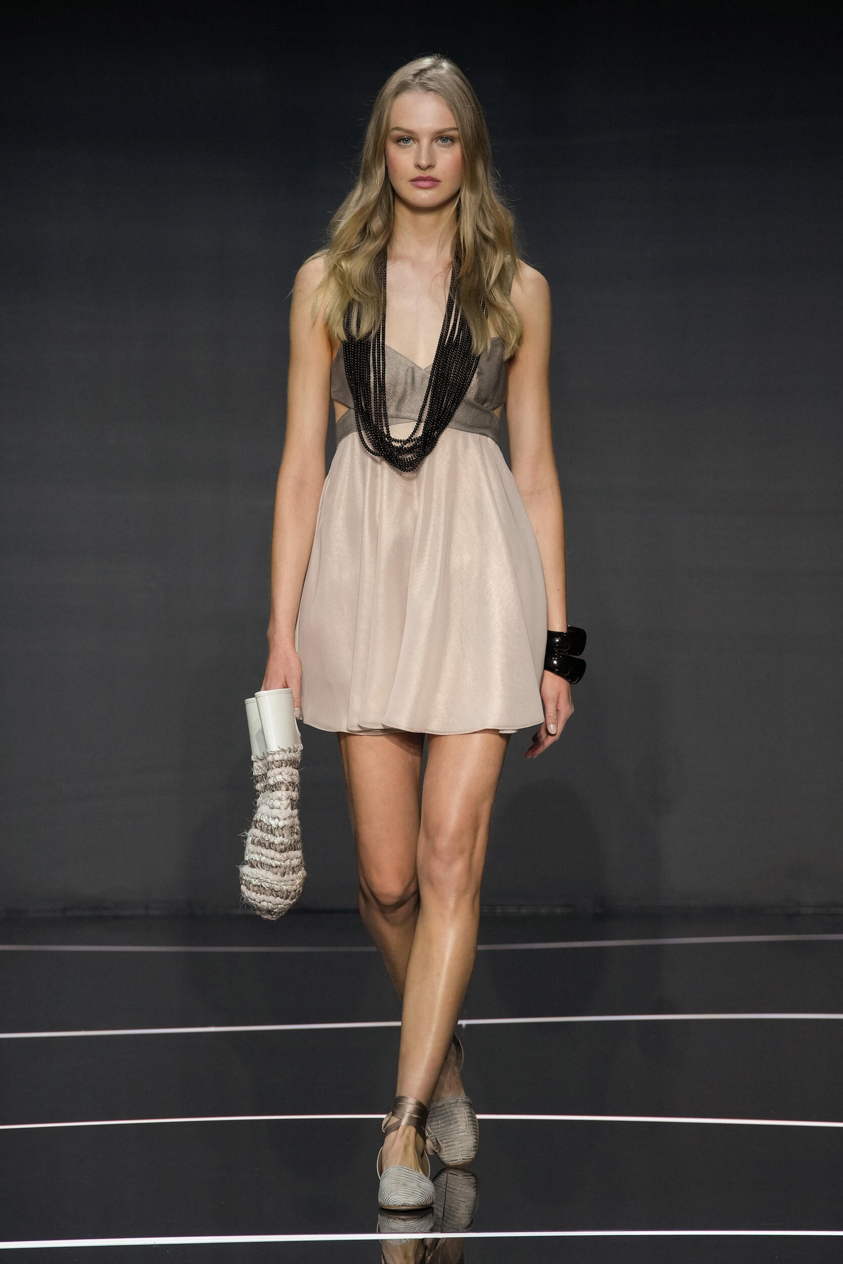Look 8