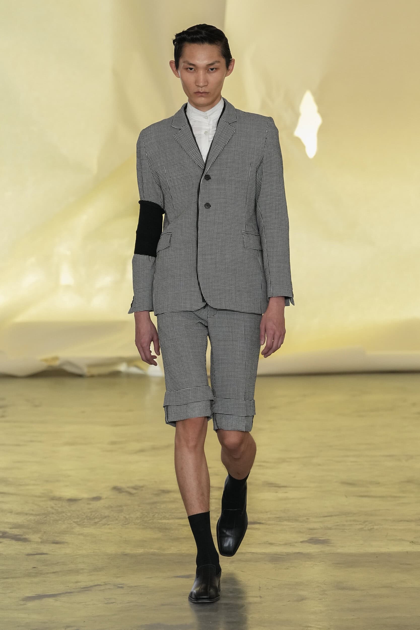 Look 8