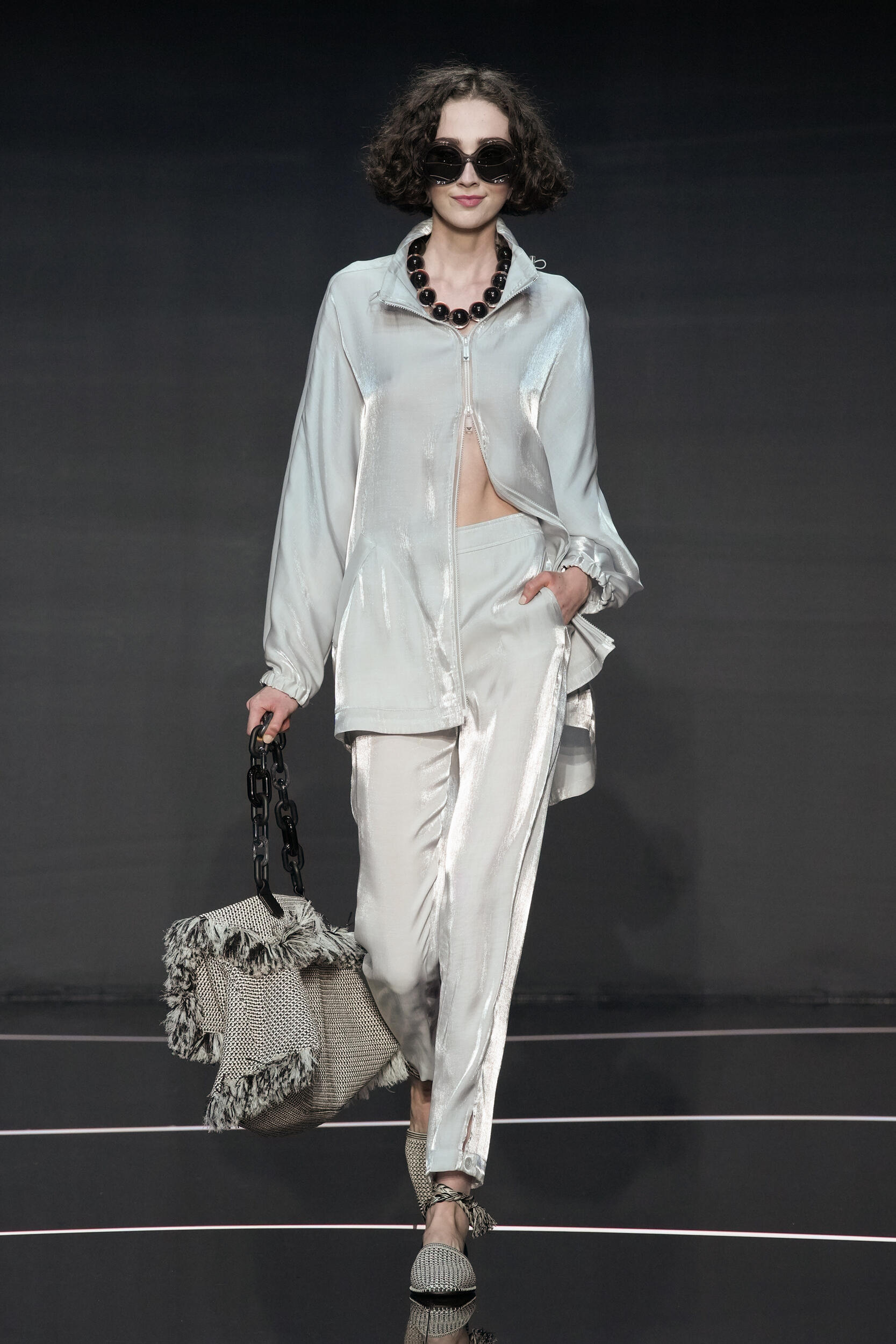 Look 12