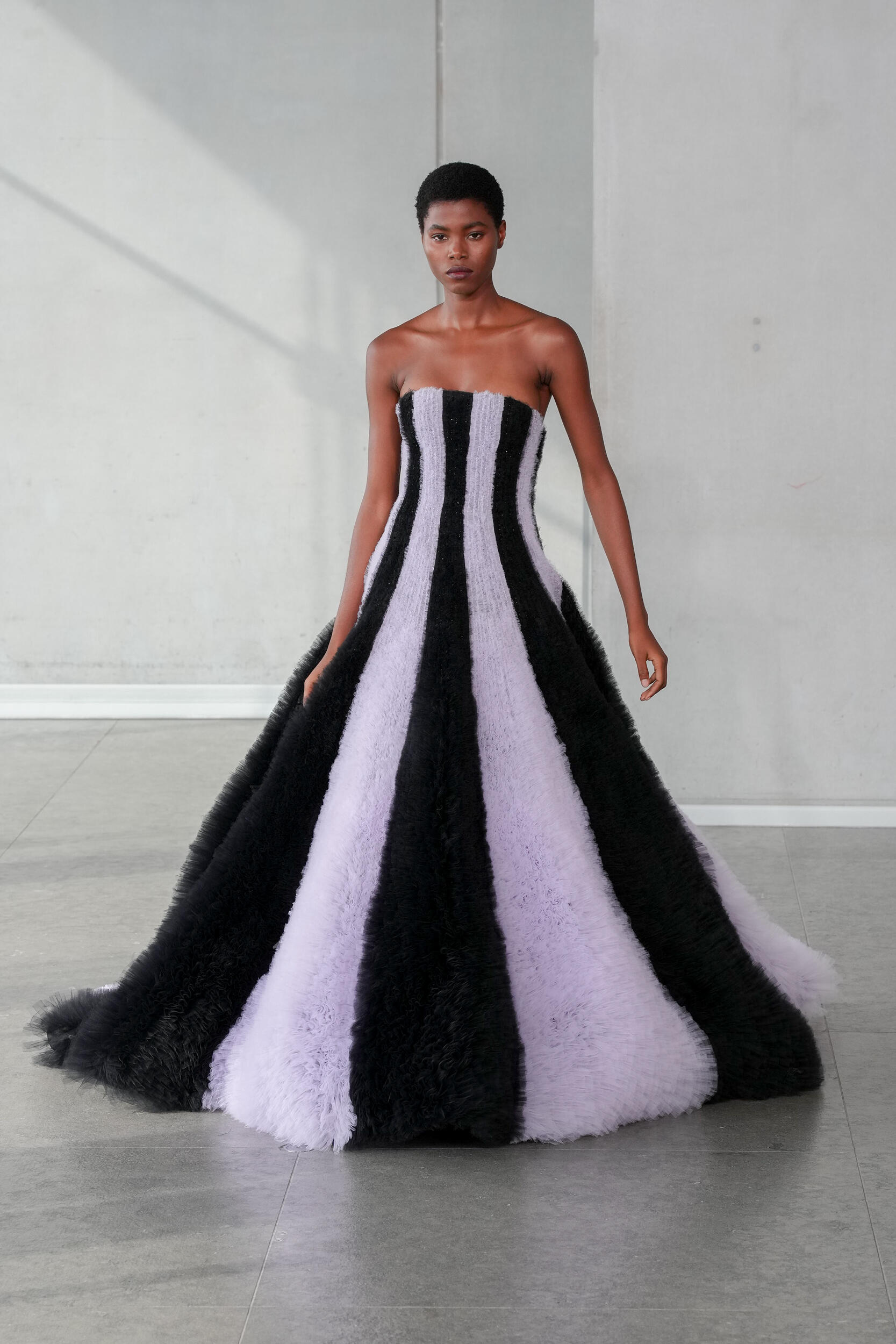 Look 16