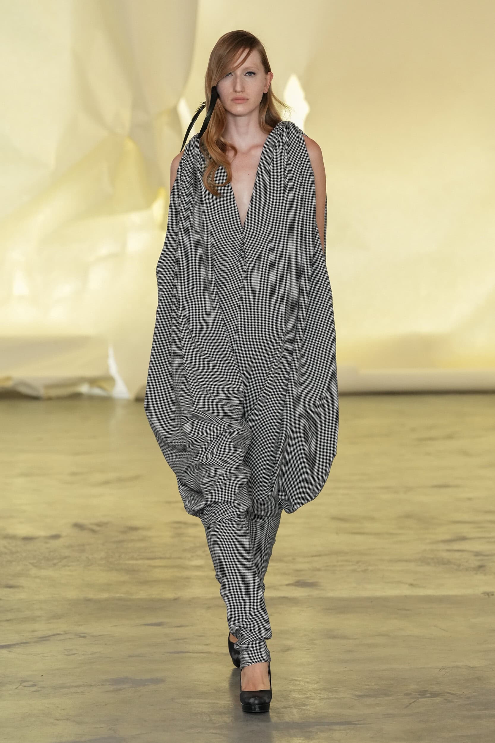 Look 11
