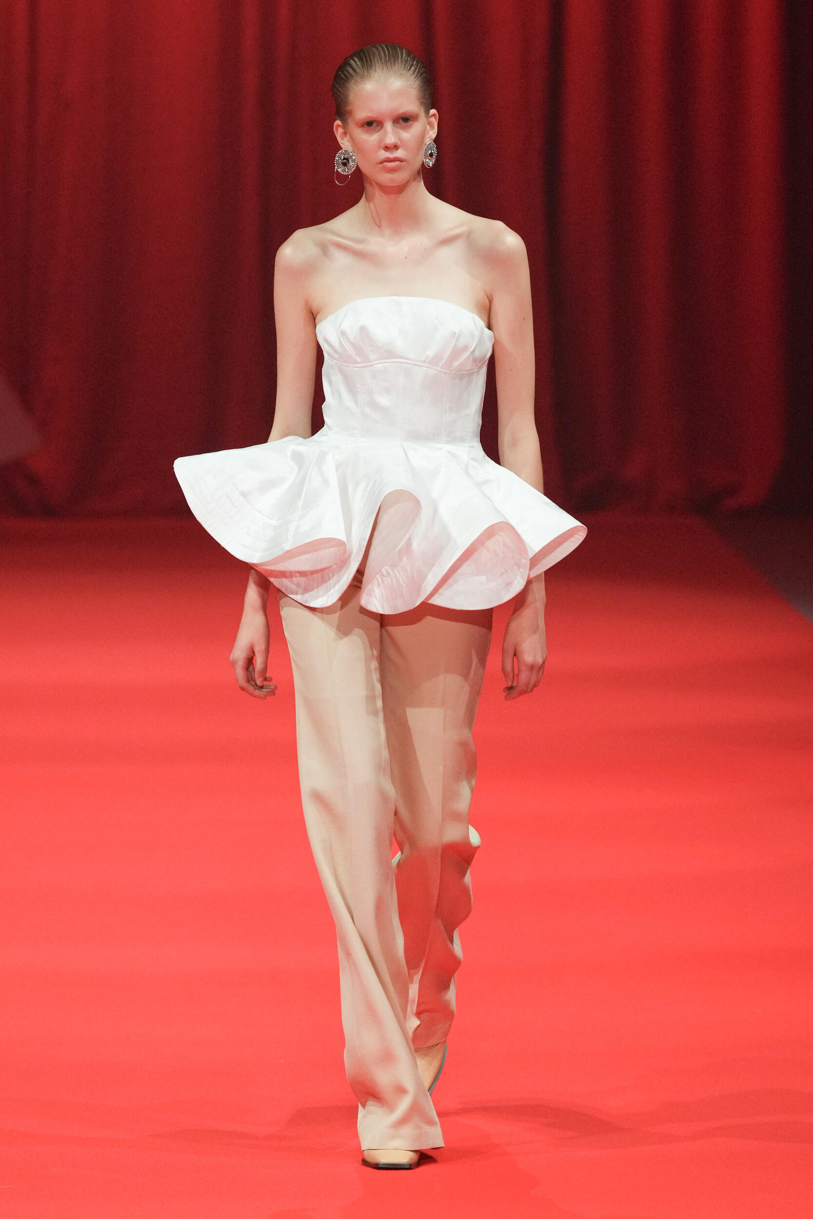 Look 13