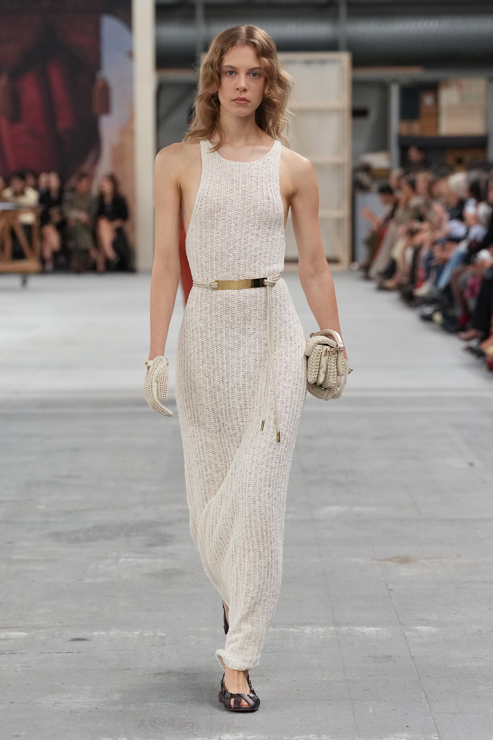 Look 15