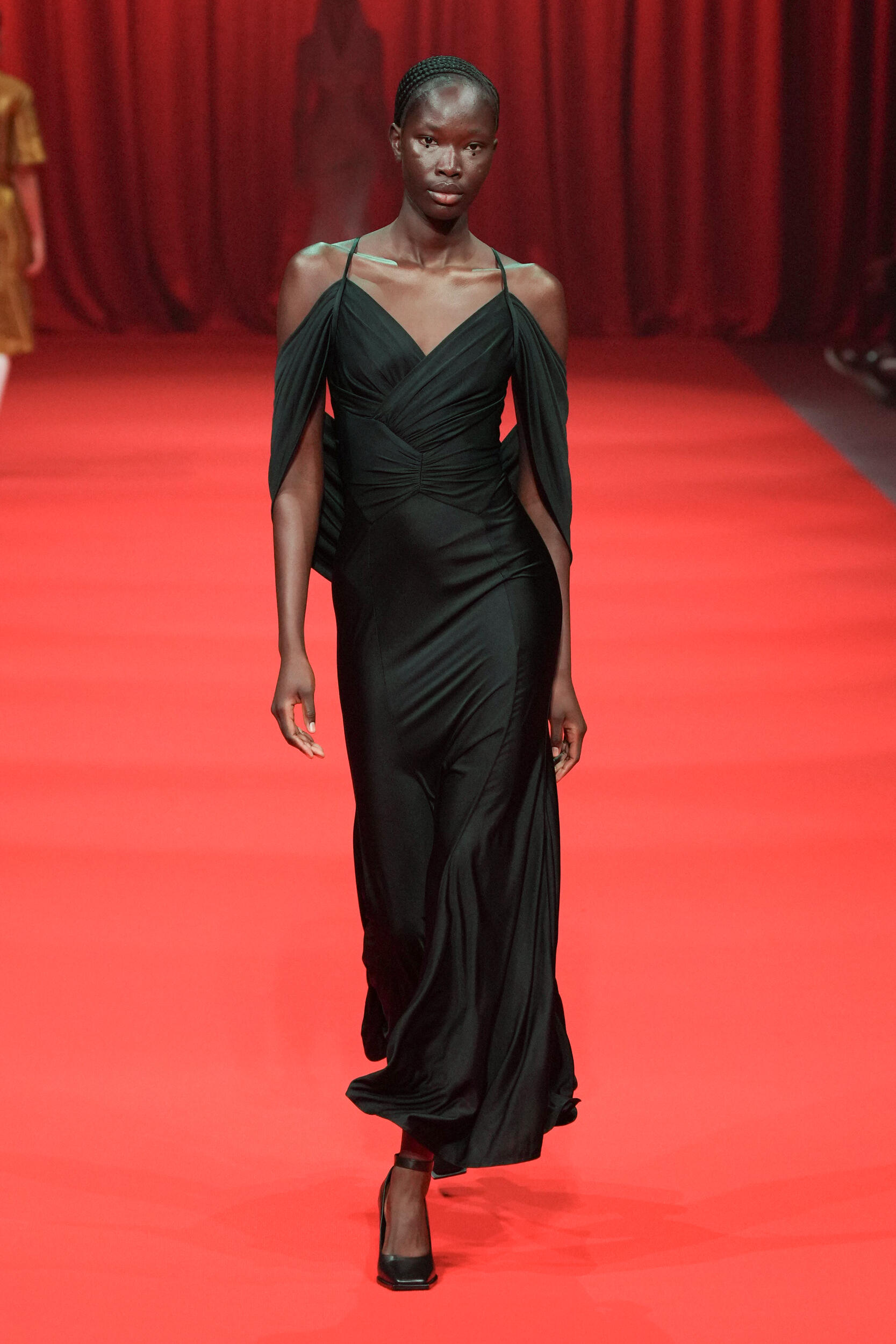Look 19