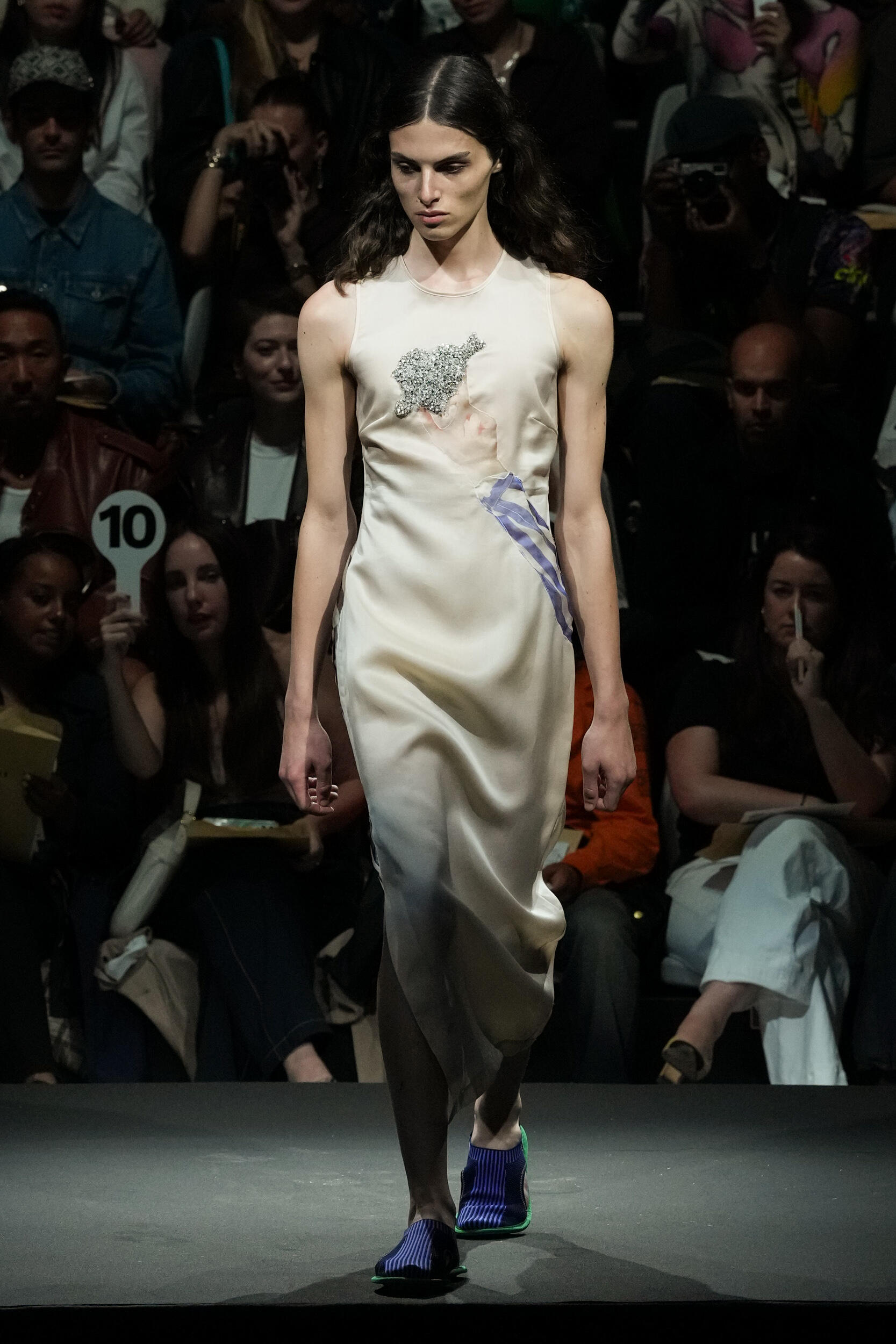 Look 17