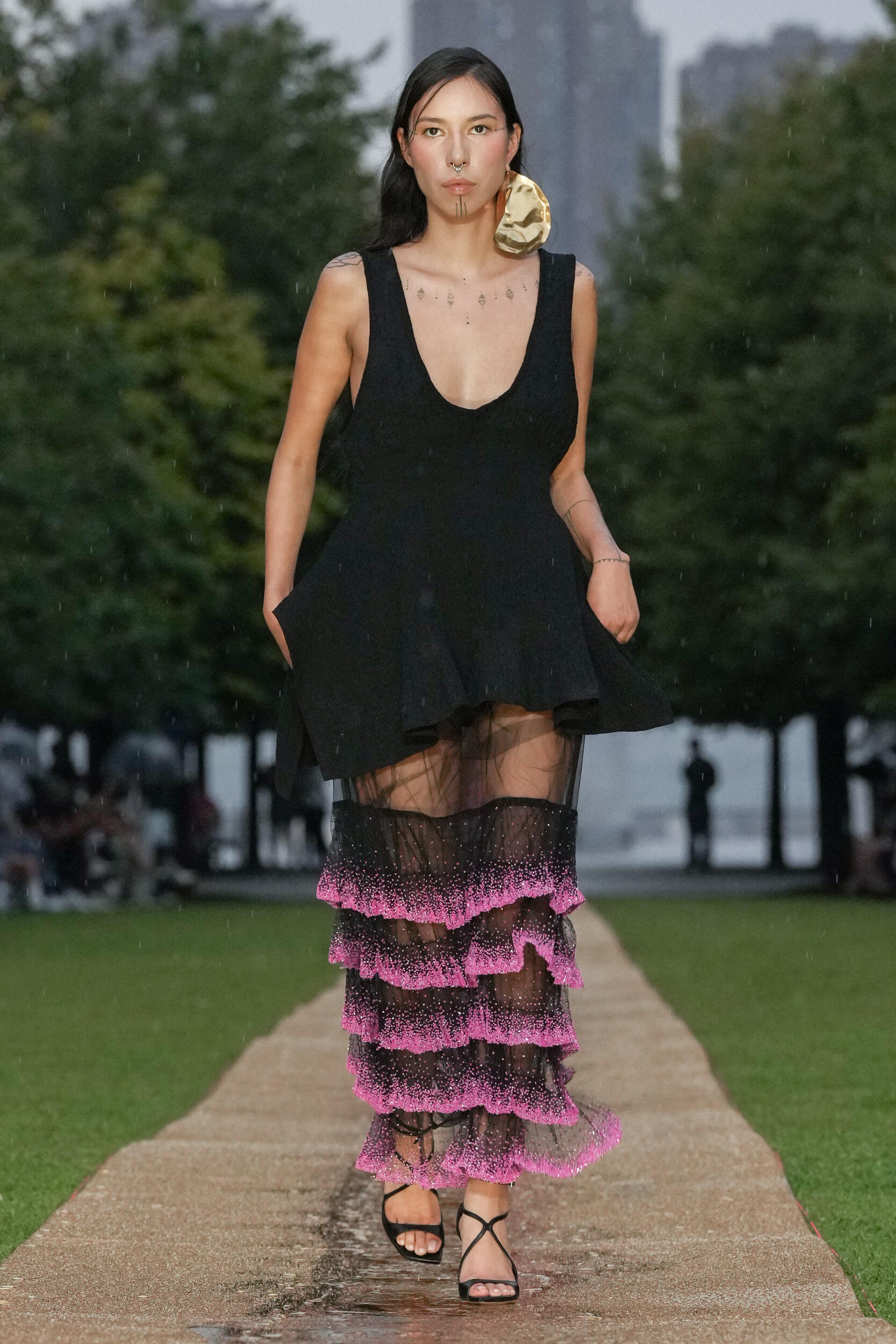 Look 29