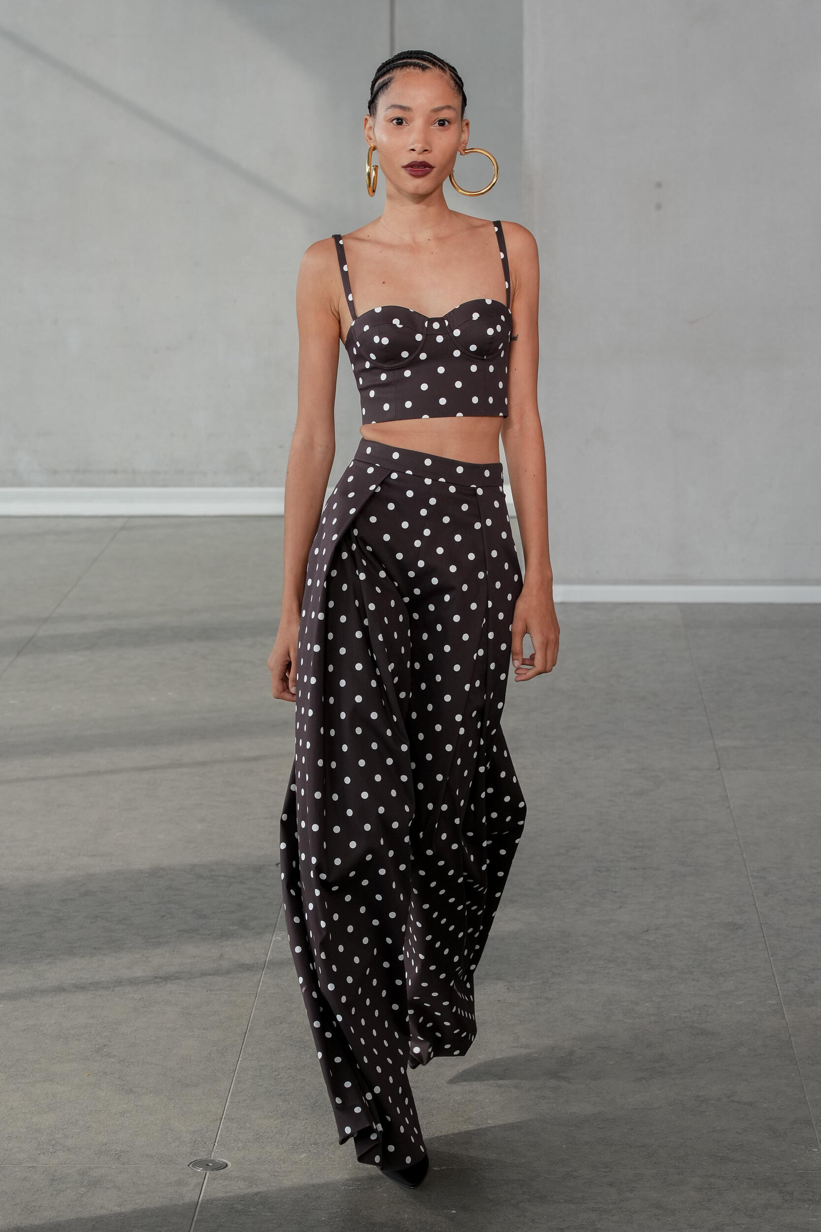 Look 49