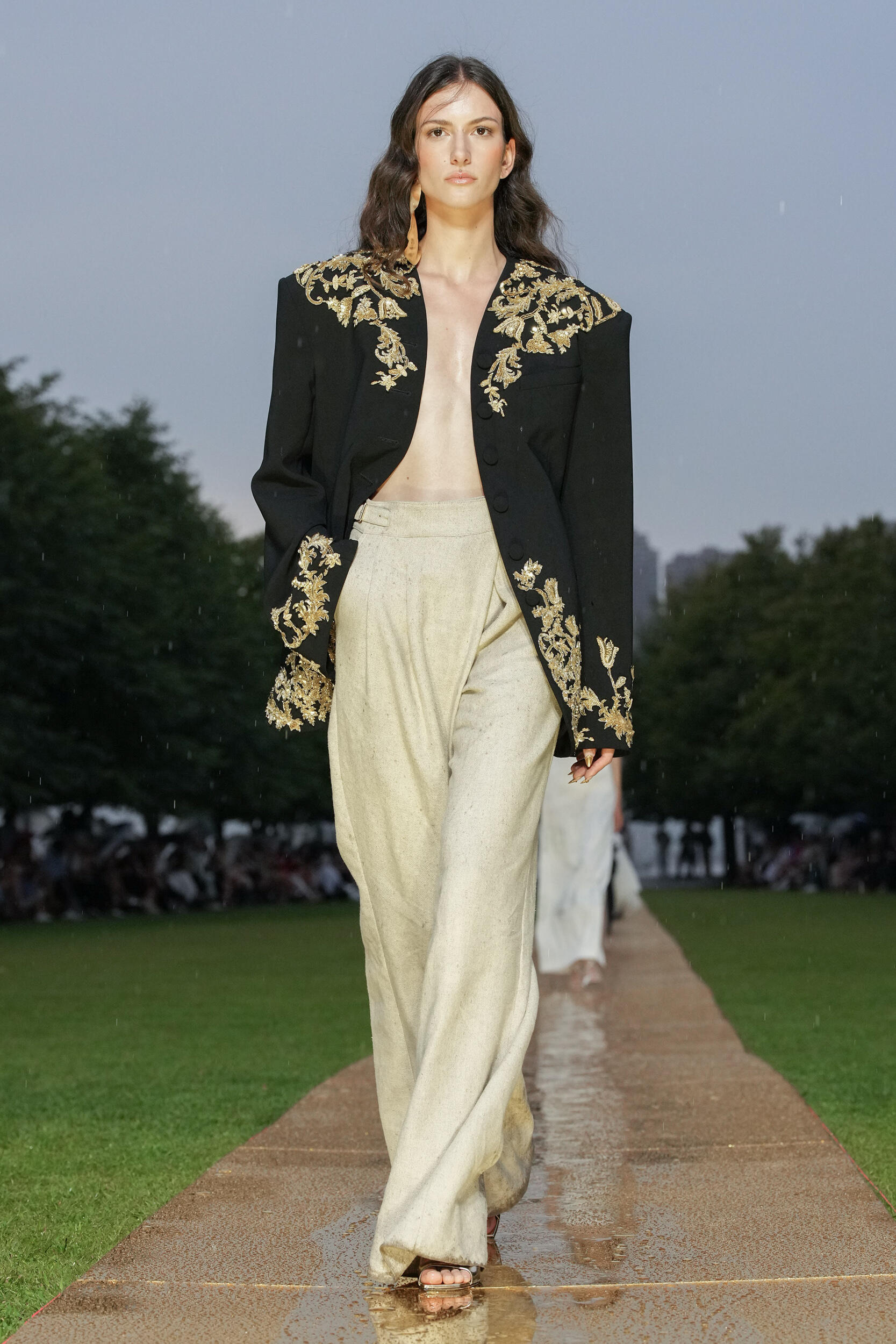 Look 34