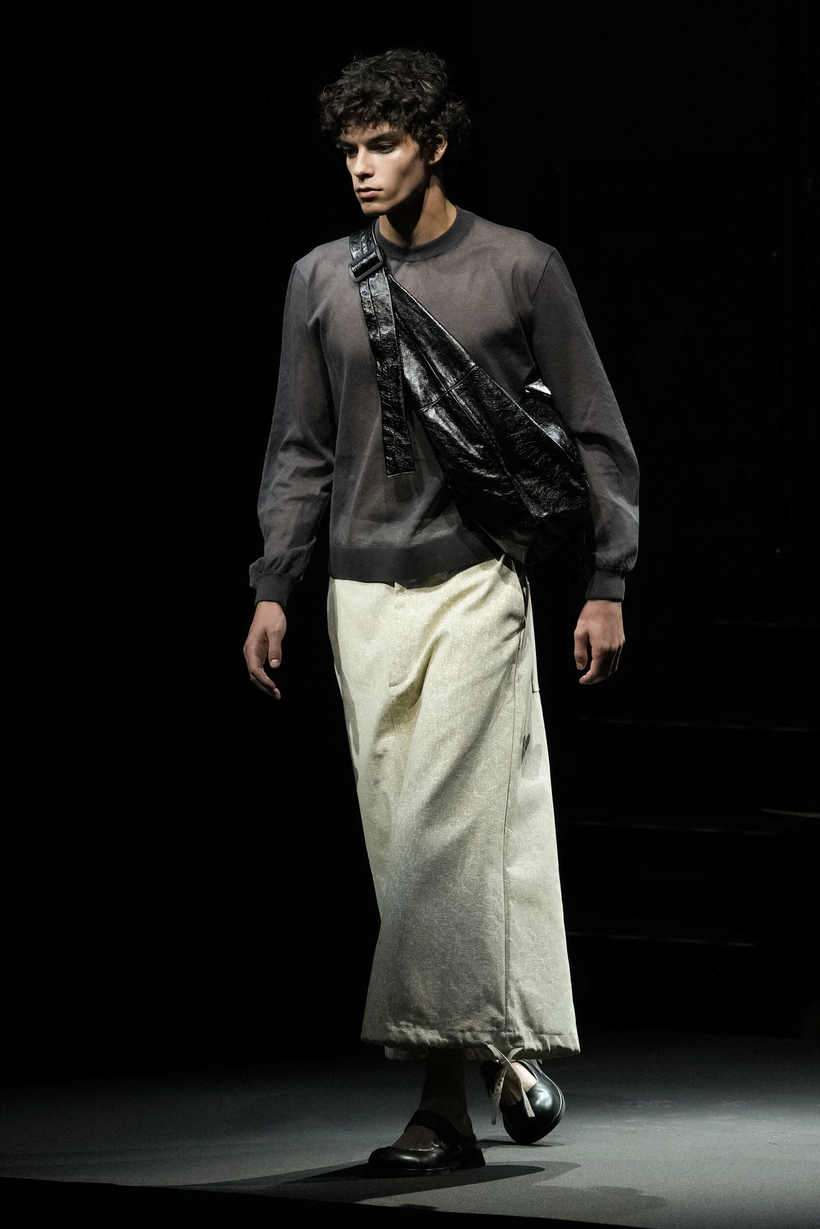 Look 24