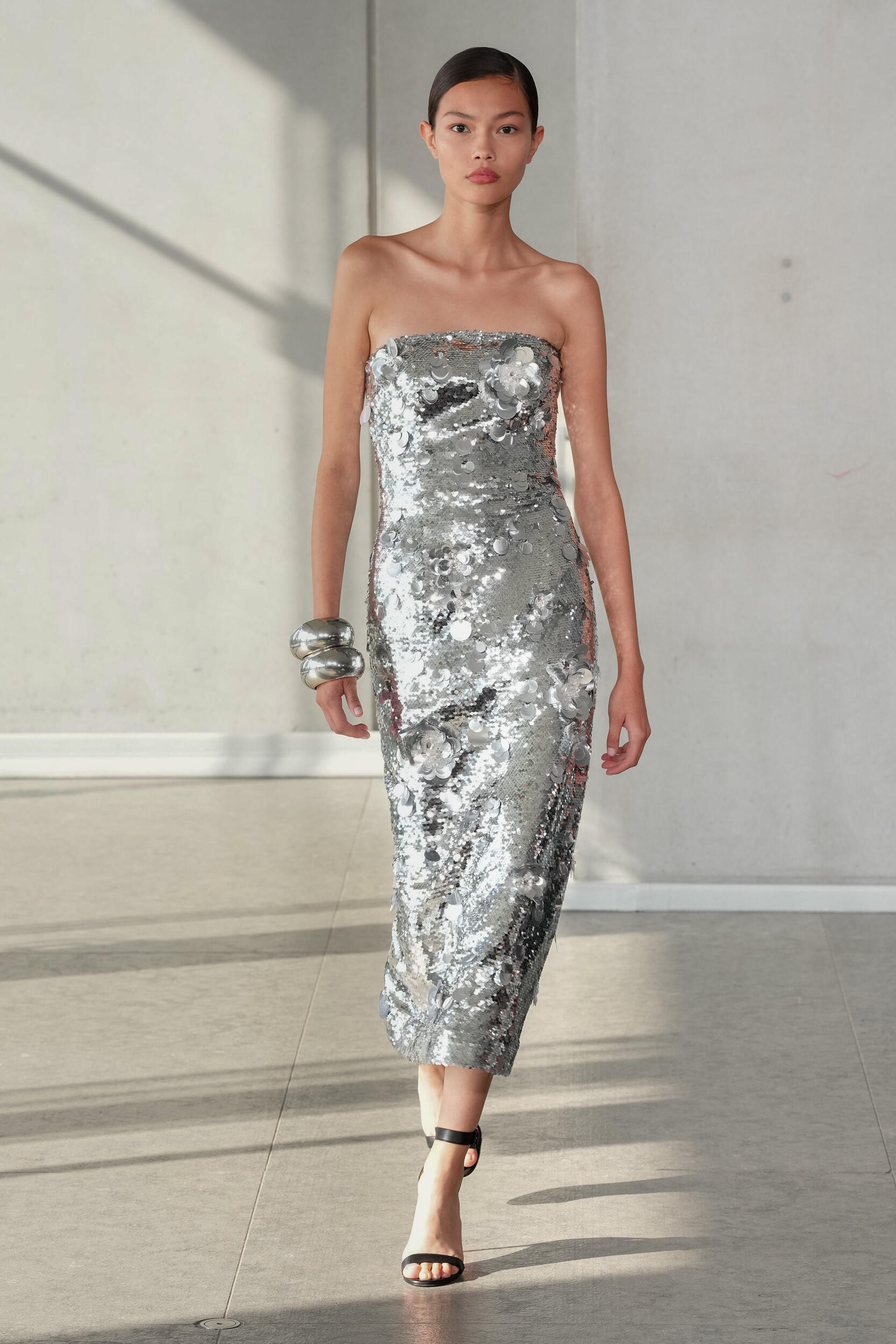 Look 60