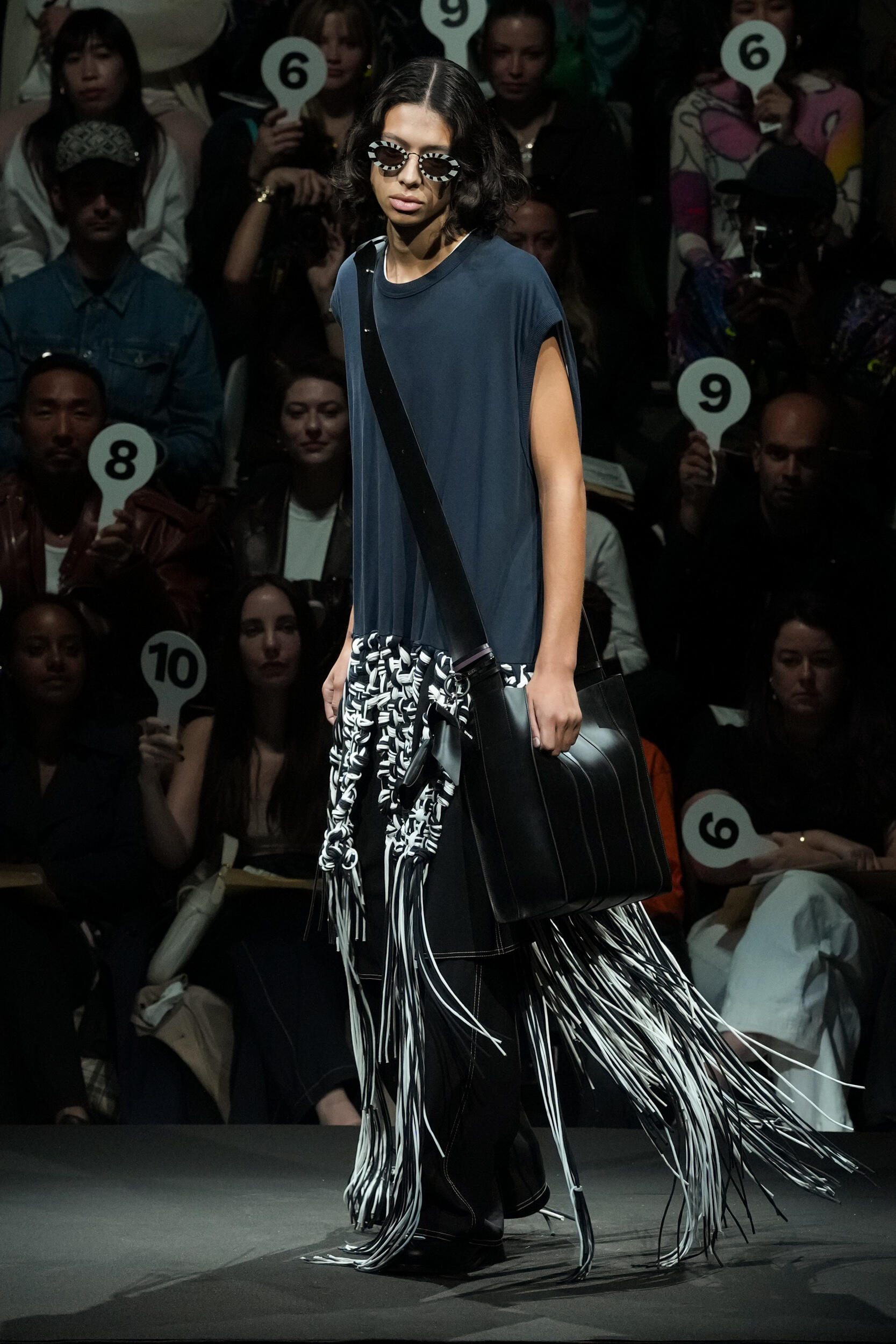 Look 27