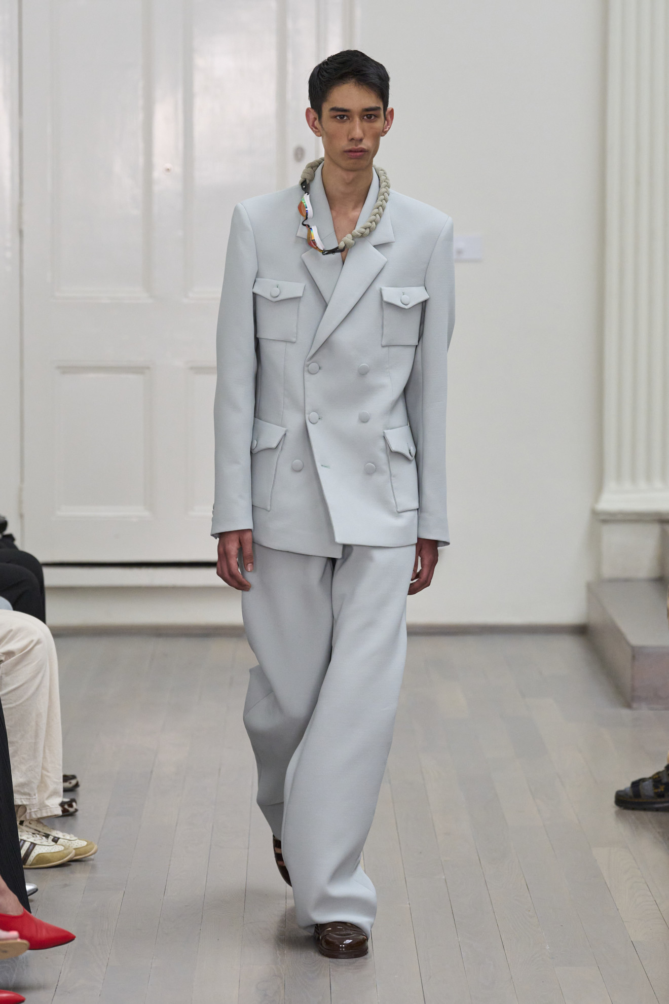 Look 8