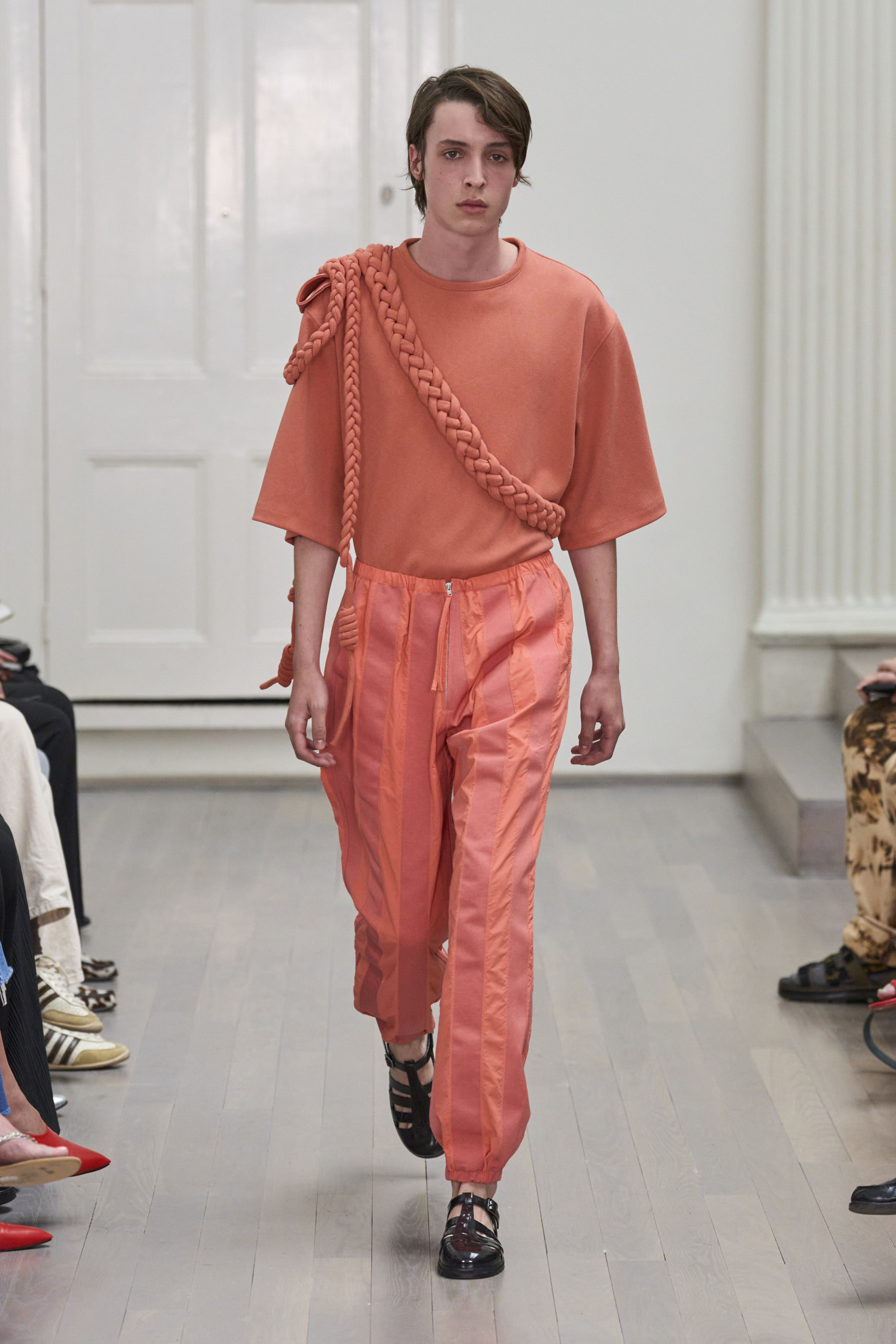 Look 13