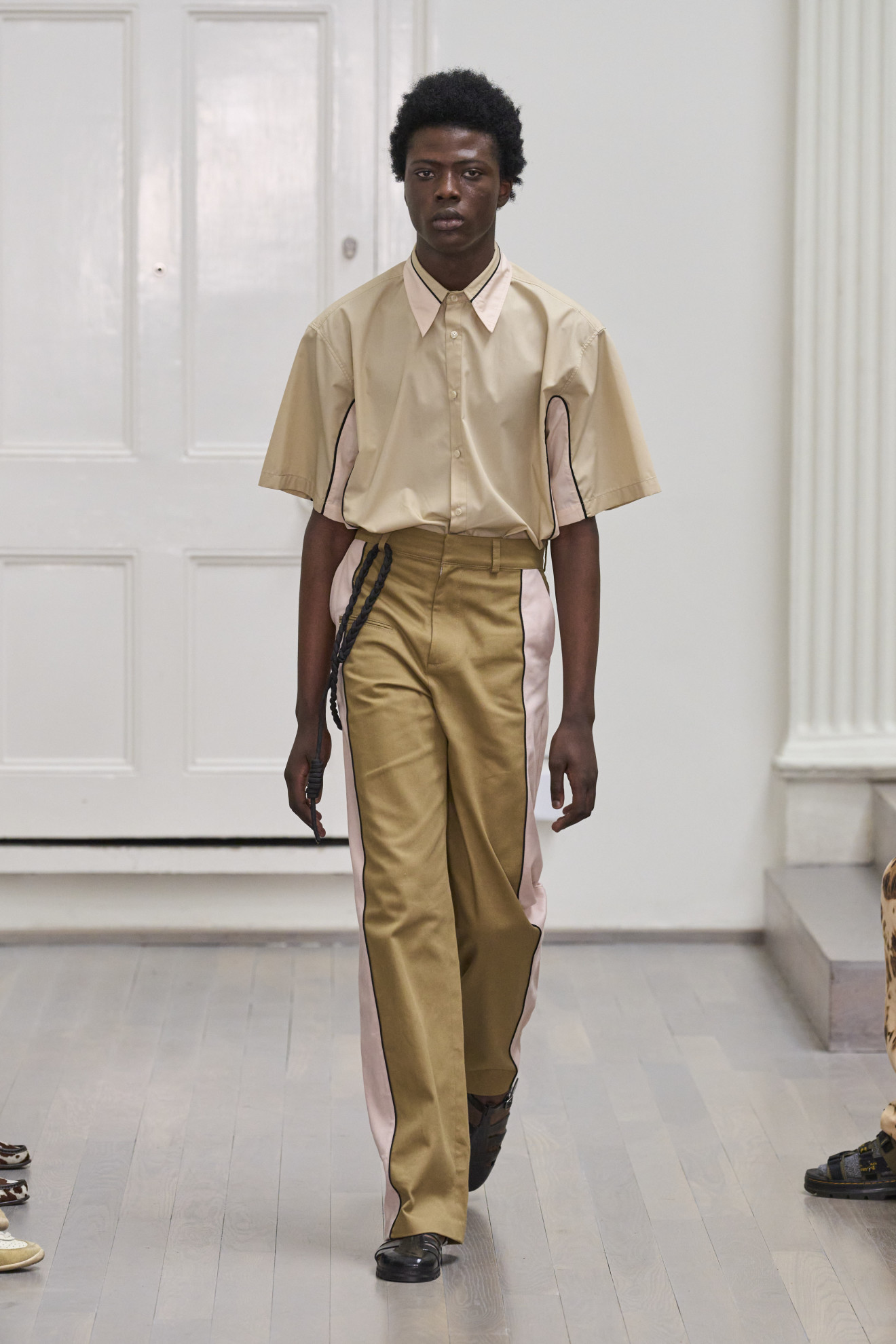 Look 17