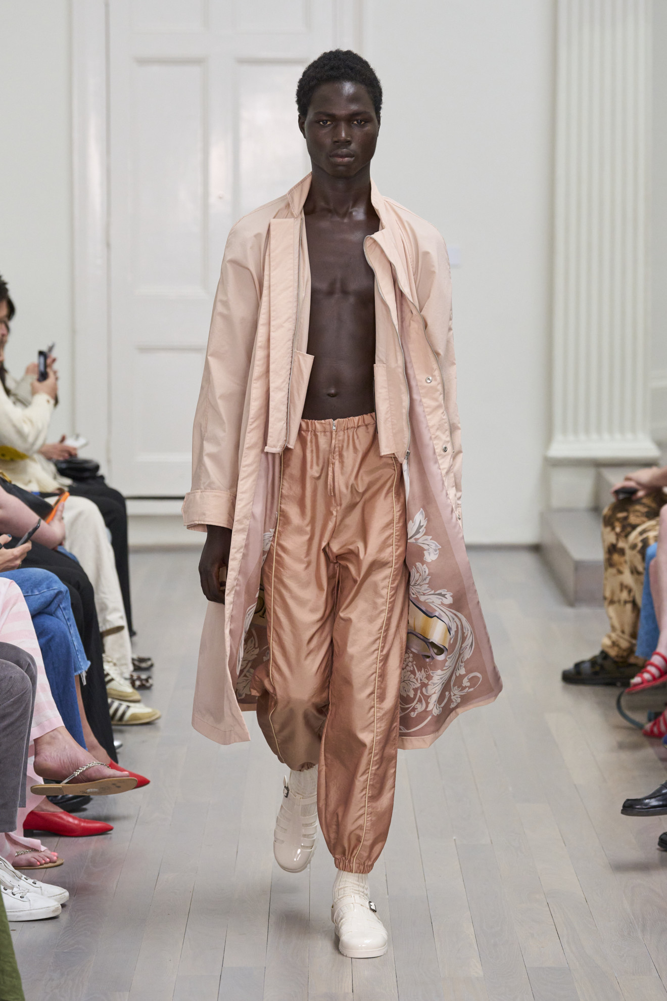 Look 18