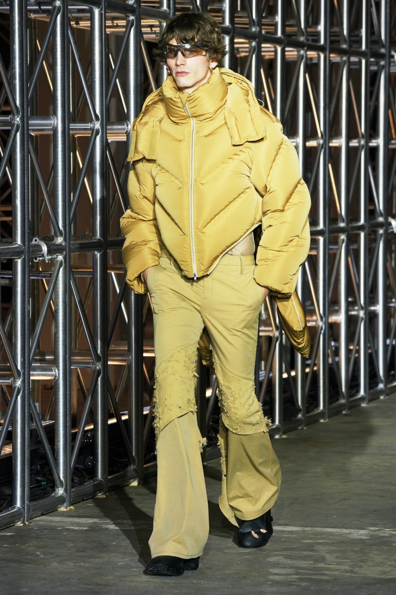 Look 11