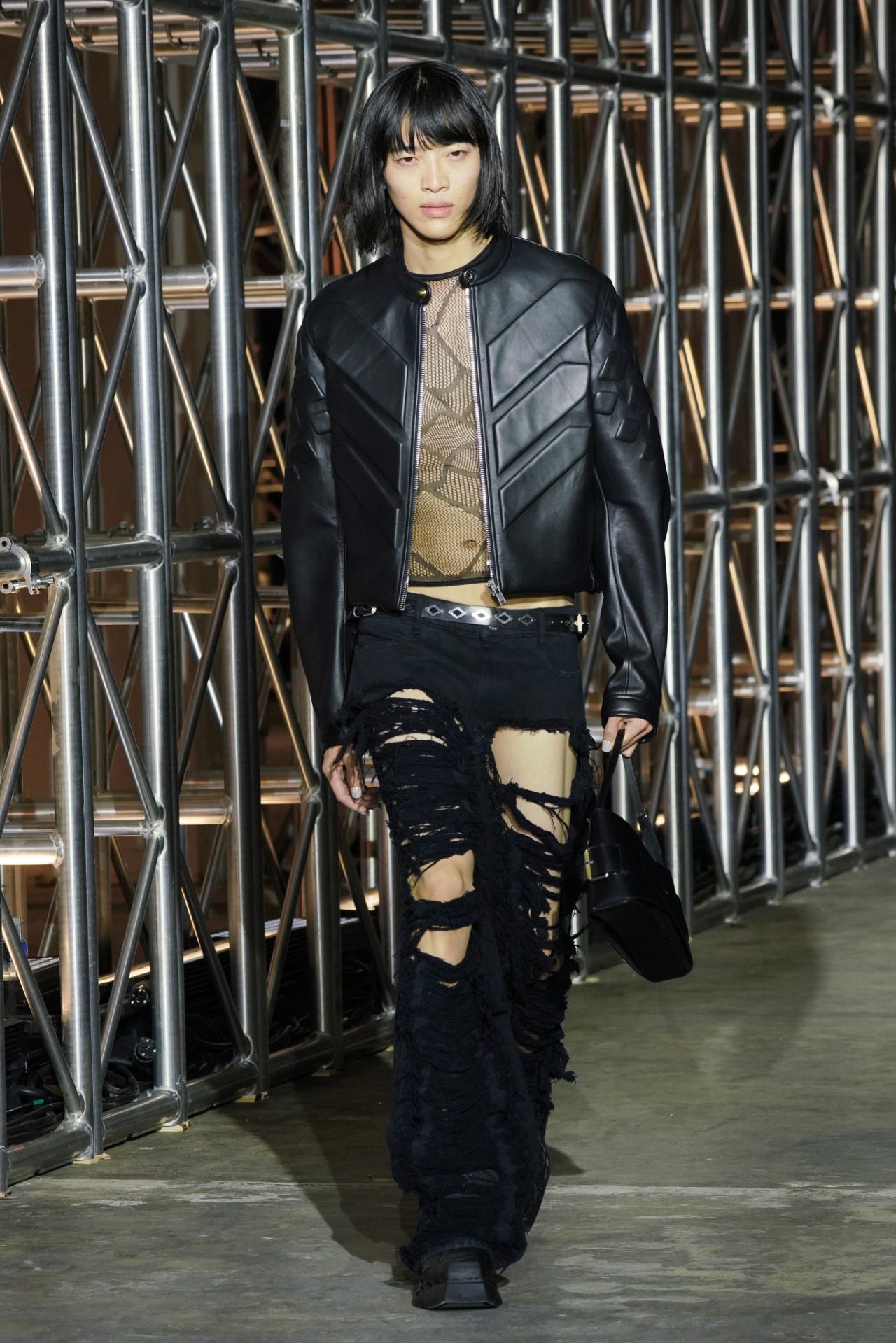 Look 14
