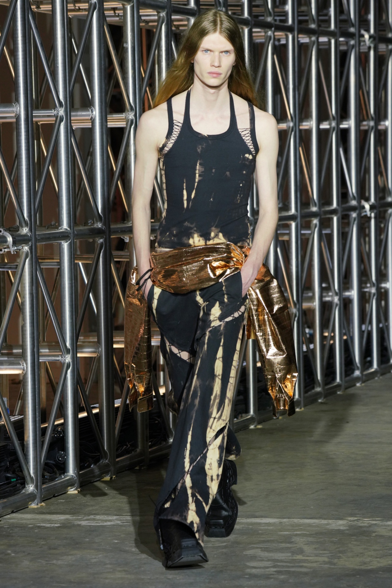 Look 33