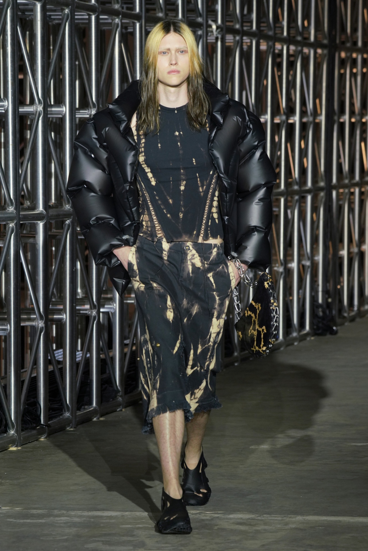 Look 34